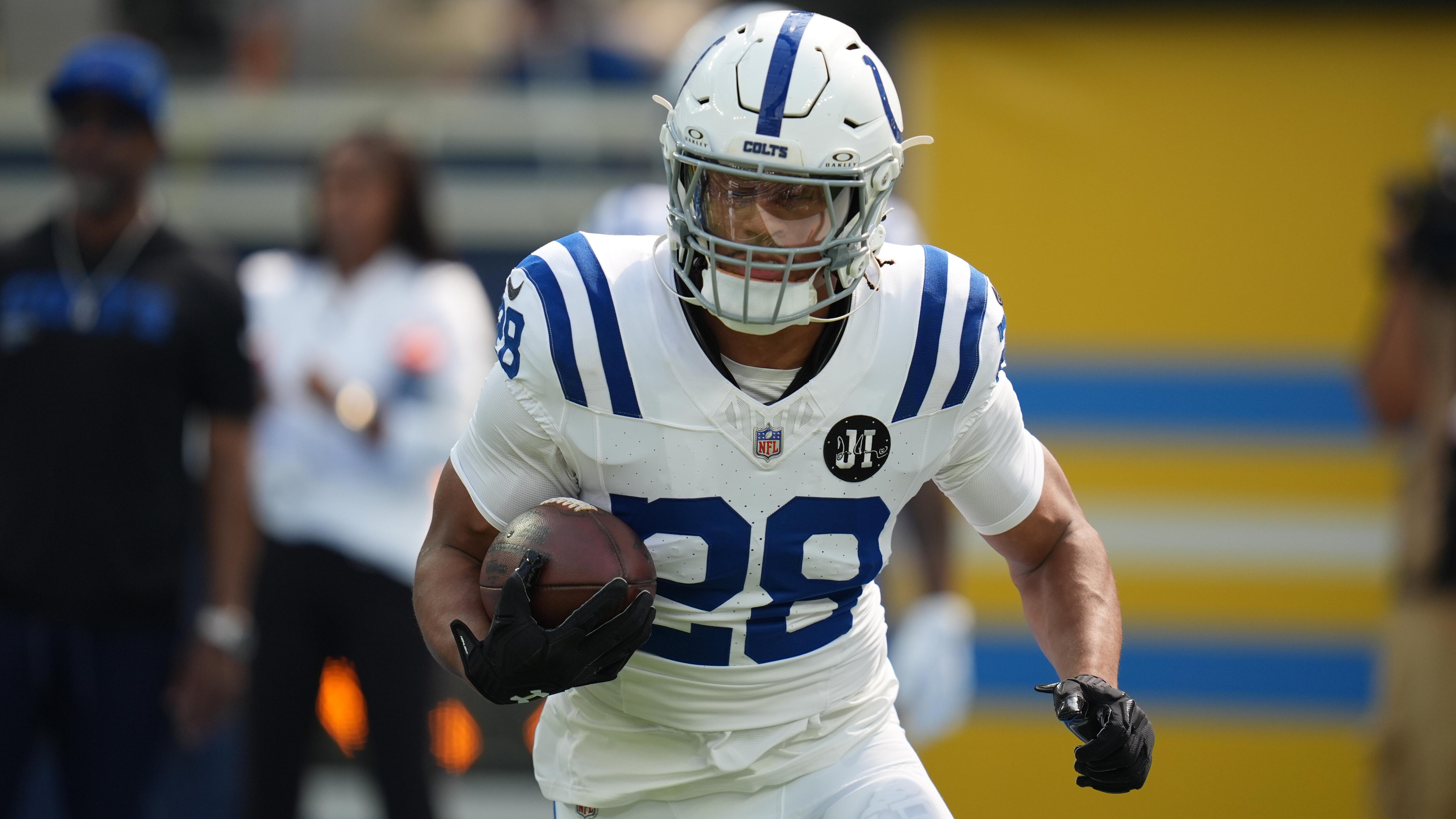 Colts Chargers Football