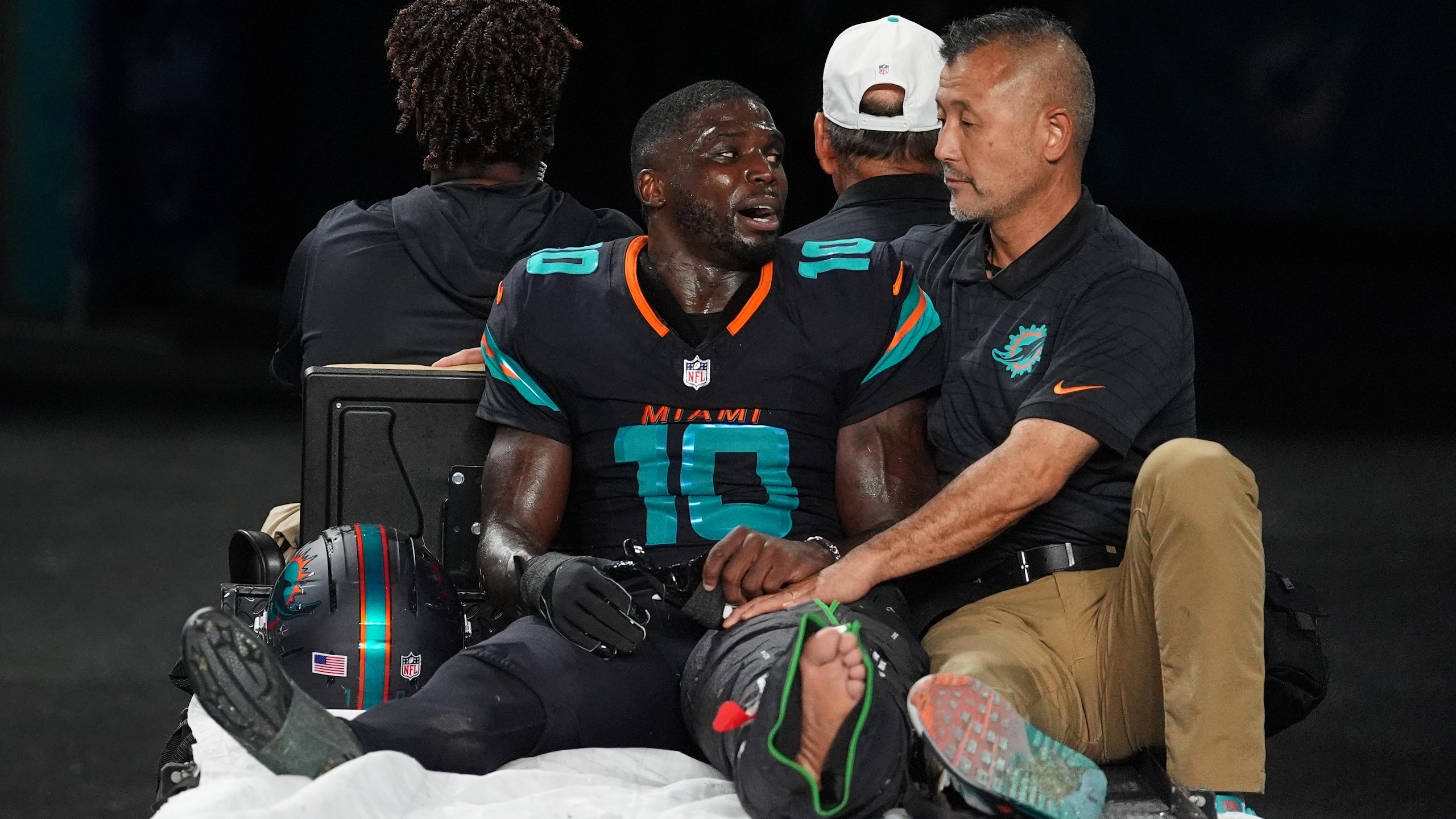 APTOPIX Jets Dolphins Football