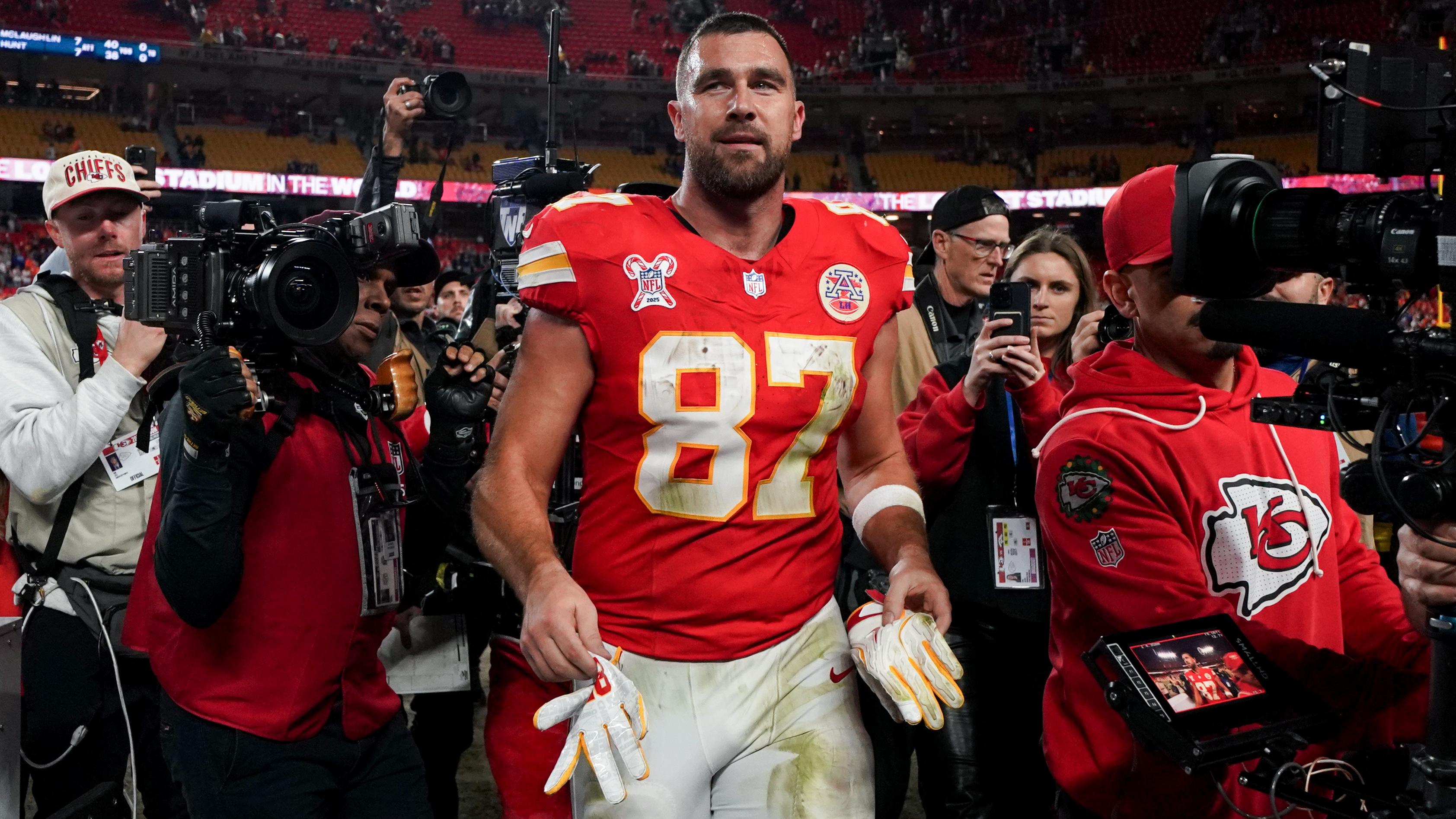 Broncos Chiefs Football