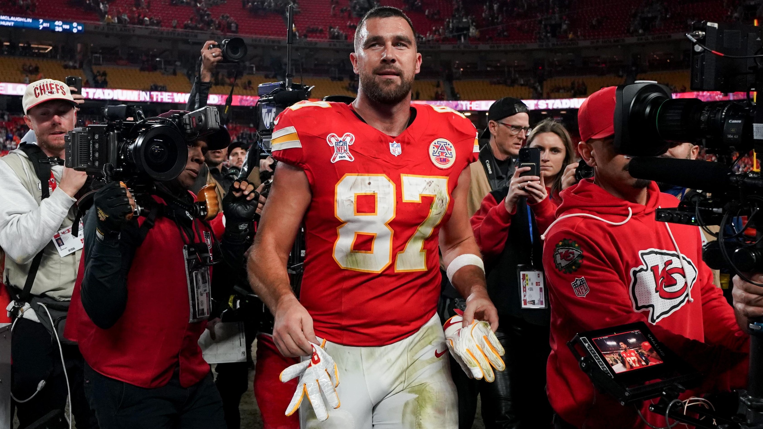 Broncos Chiefs Football