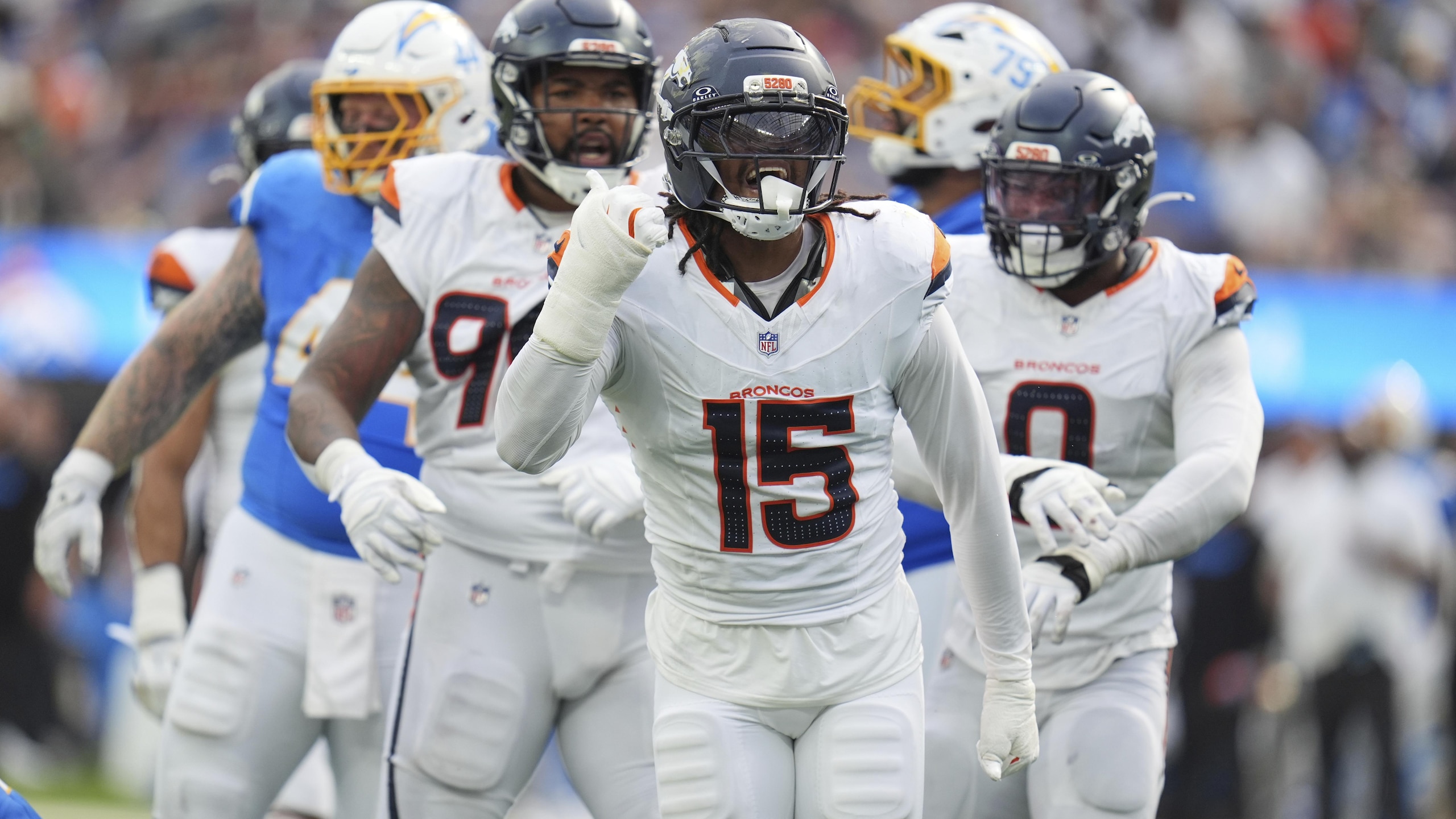 Broncos Chargers Football