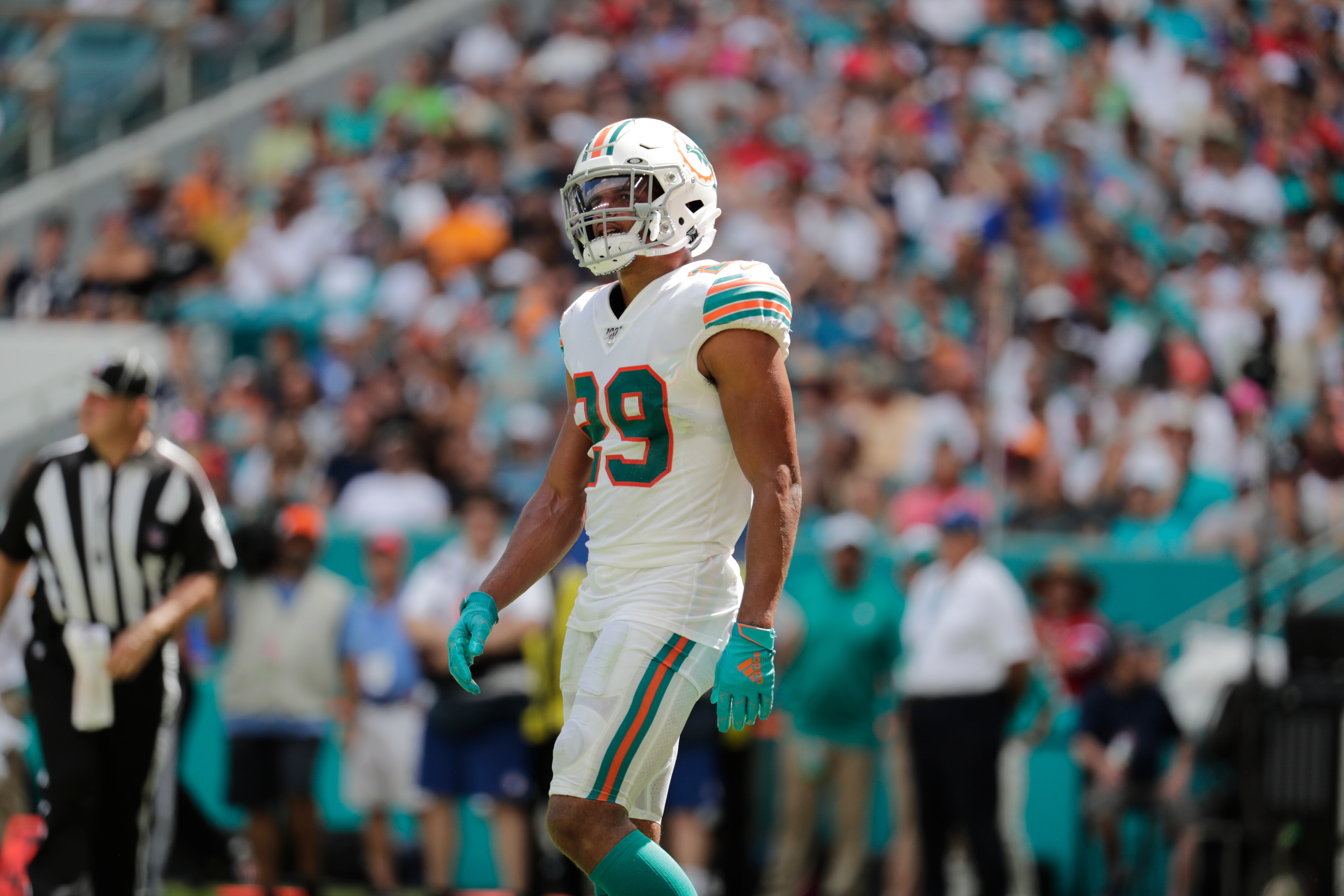 Patriots Dolphins Football