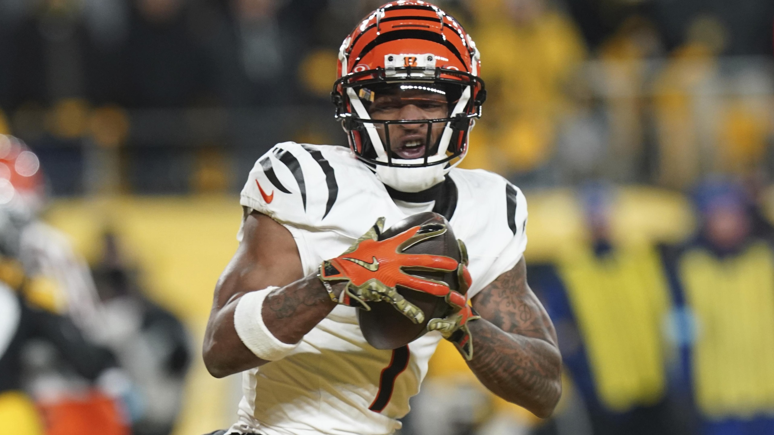 Bengals Steelers Football