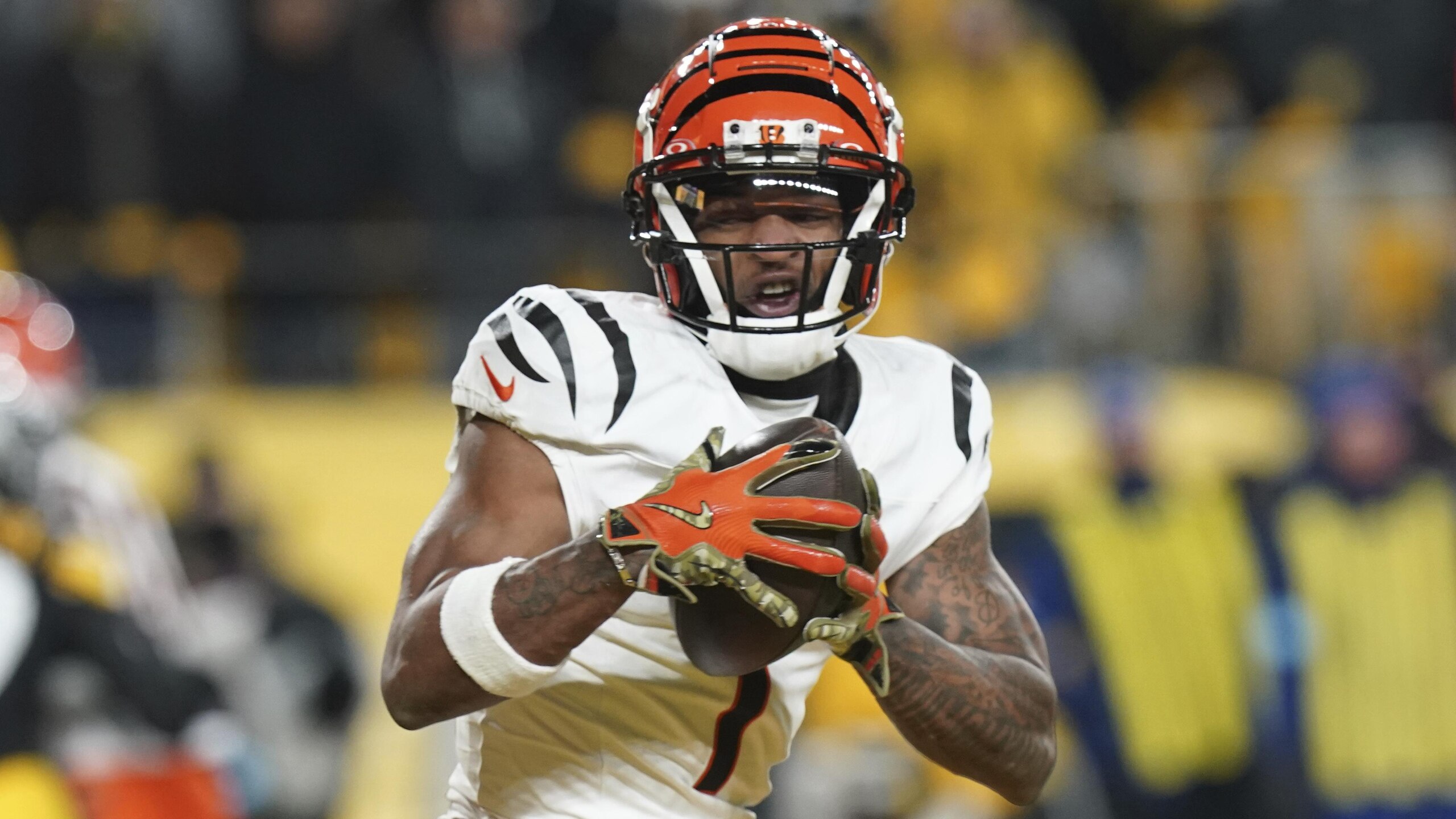 Bengals Steelers Football