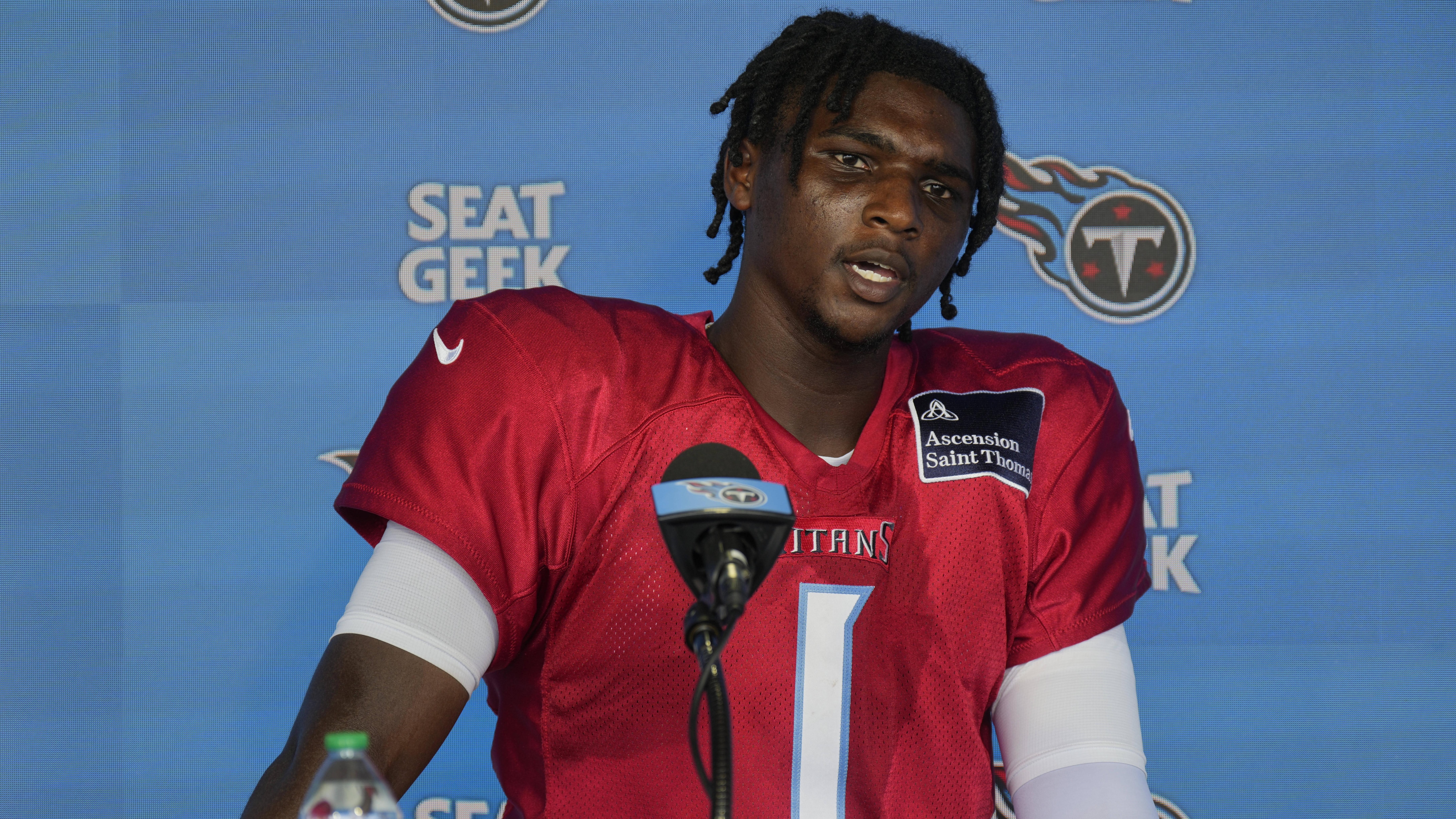 Cam Ward Calls Titans’ Offense ‘Very Mid,’ Says ‘It Starts With Me’ Amid Struggles