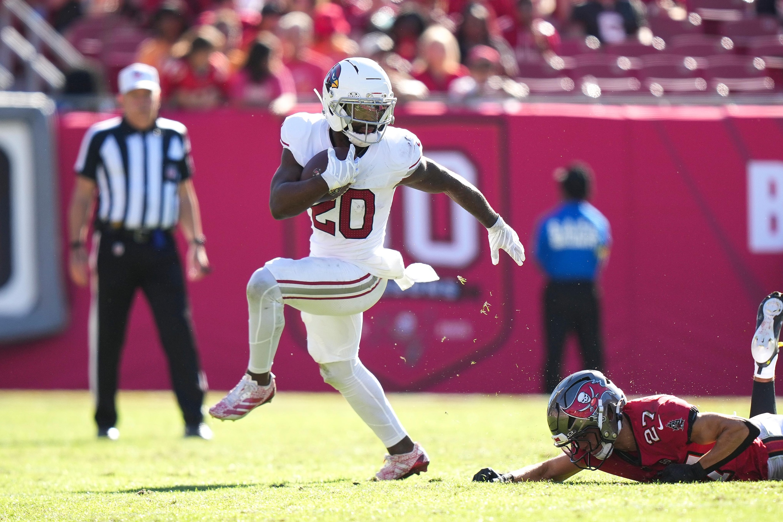 Cardinals Buccaneers Football