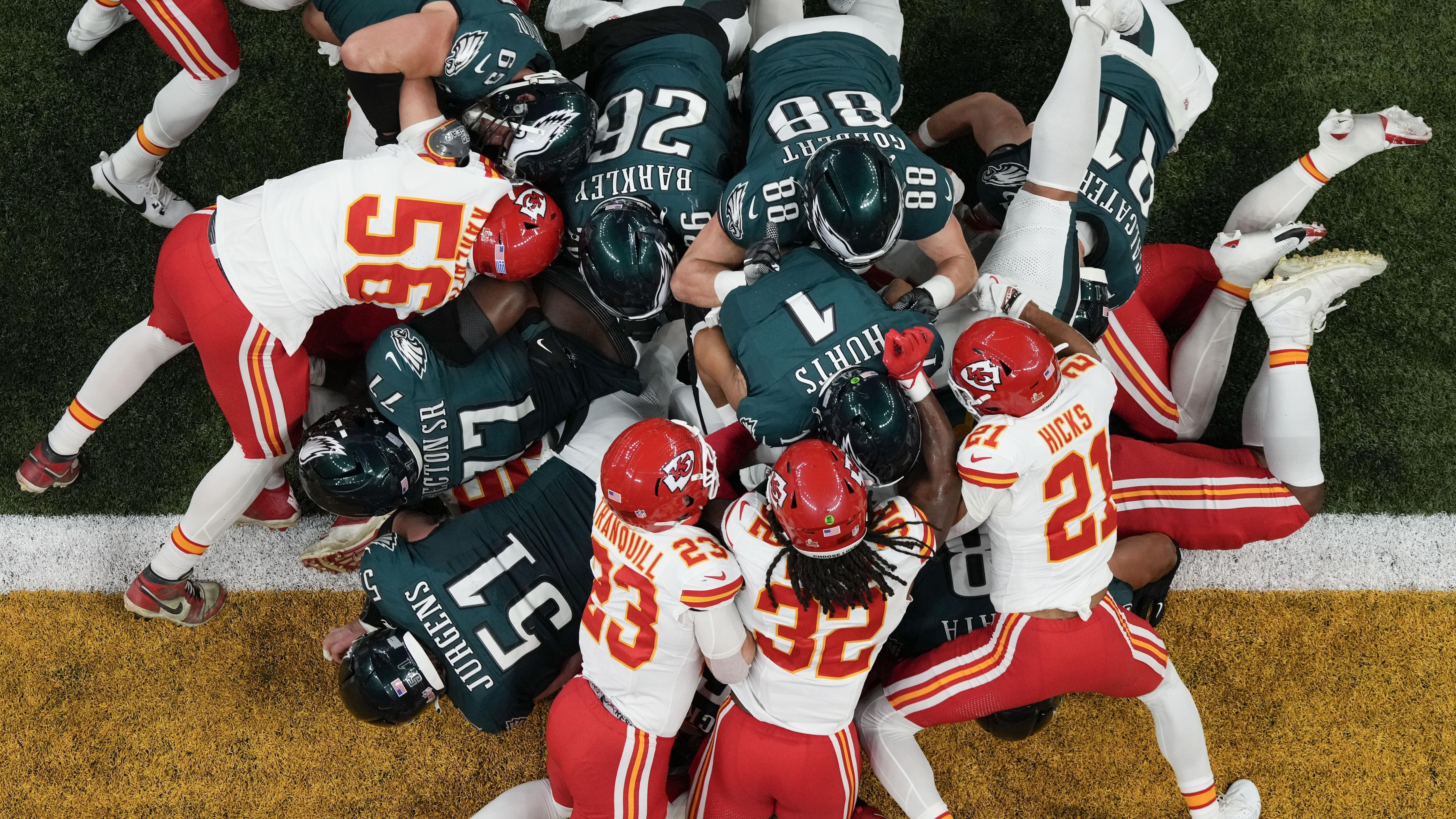 Eagles Announce Dude Wipes as Official ‘Tush Push’ Sponsor for 2025 NFL Season