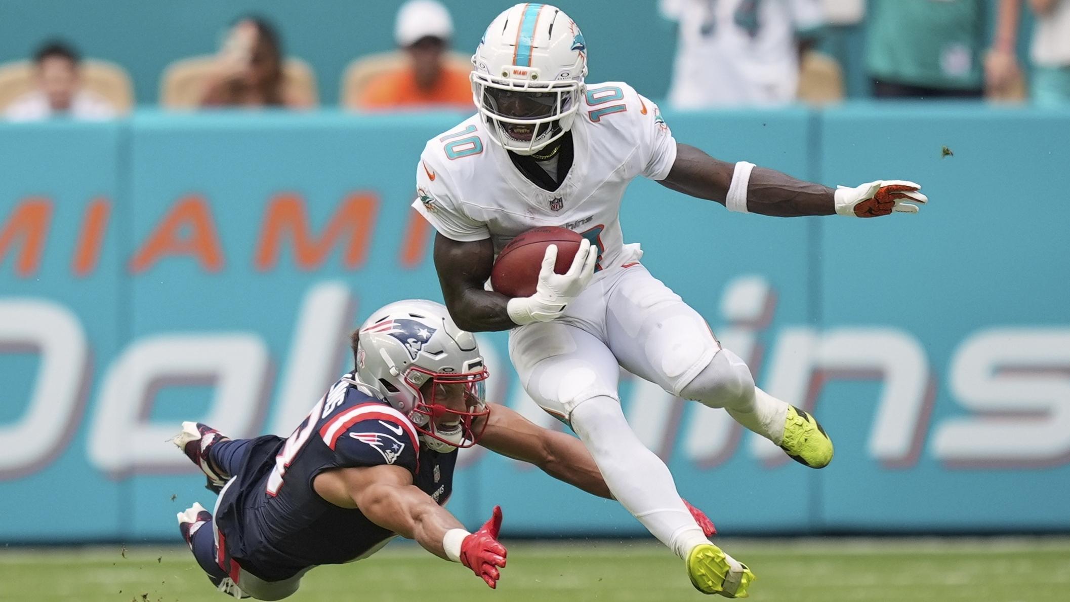 APTOPIX Patriots Dolphins Football