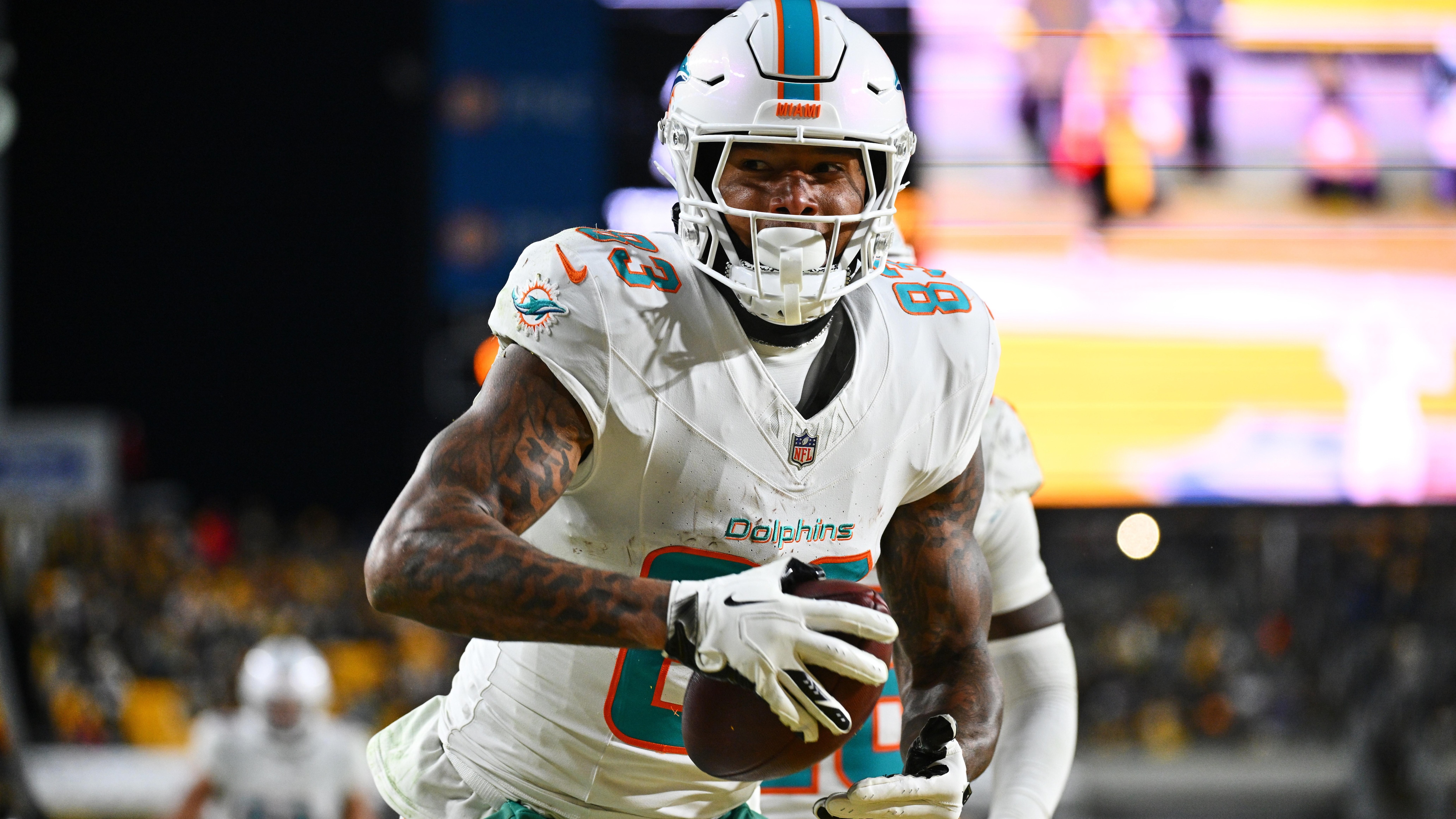 Dolphins Steelers Football