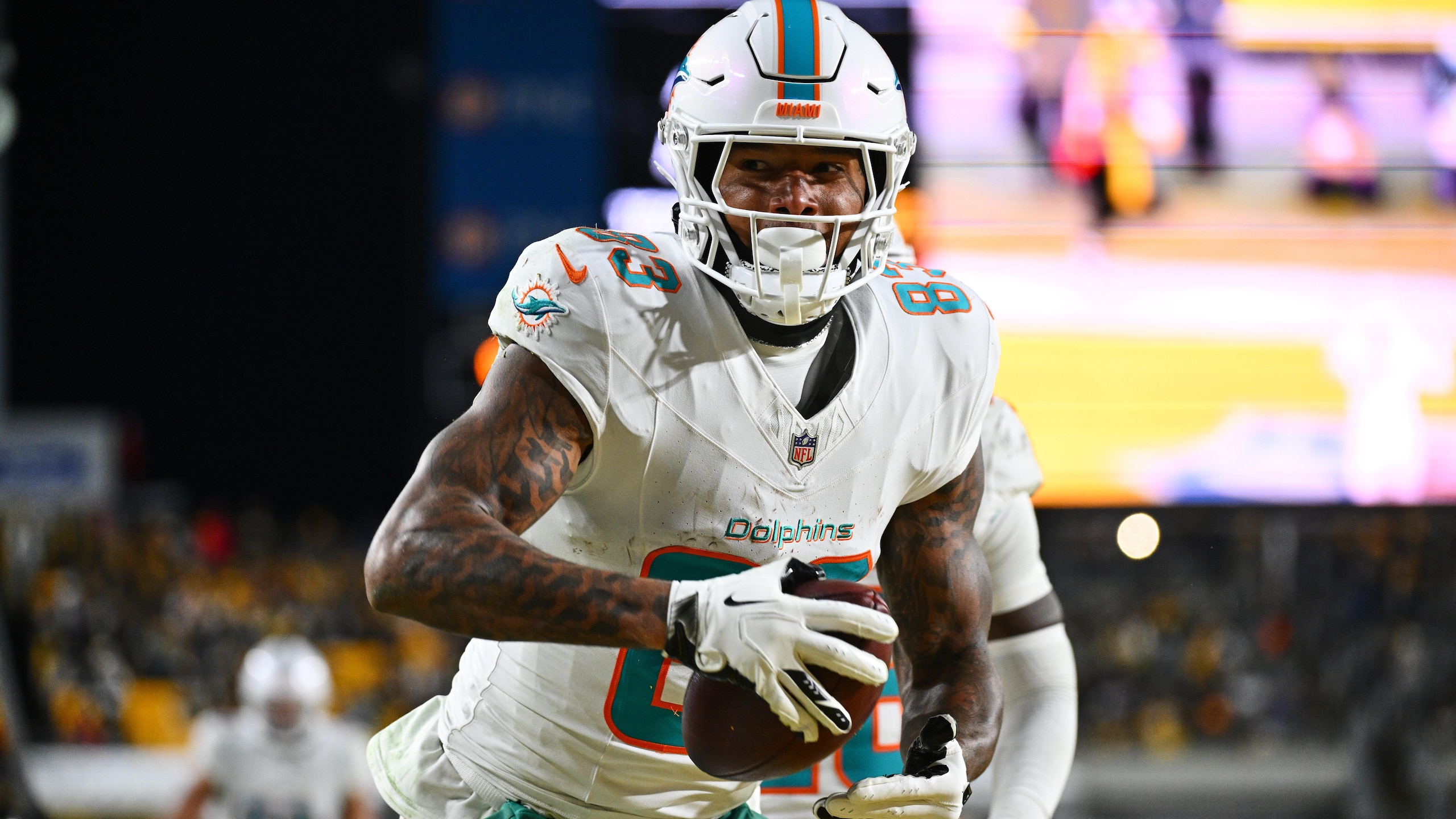 Dolphins Steelers Football
