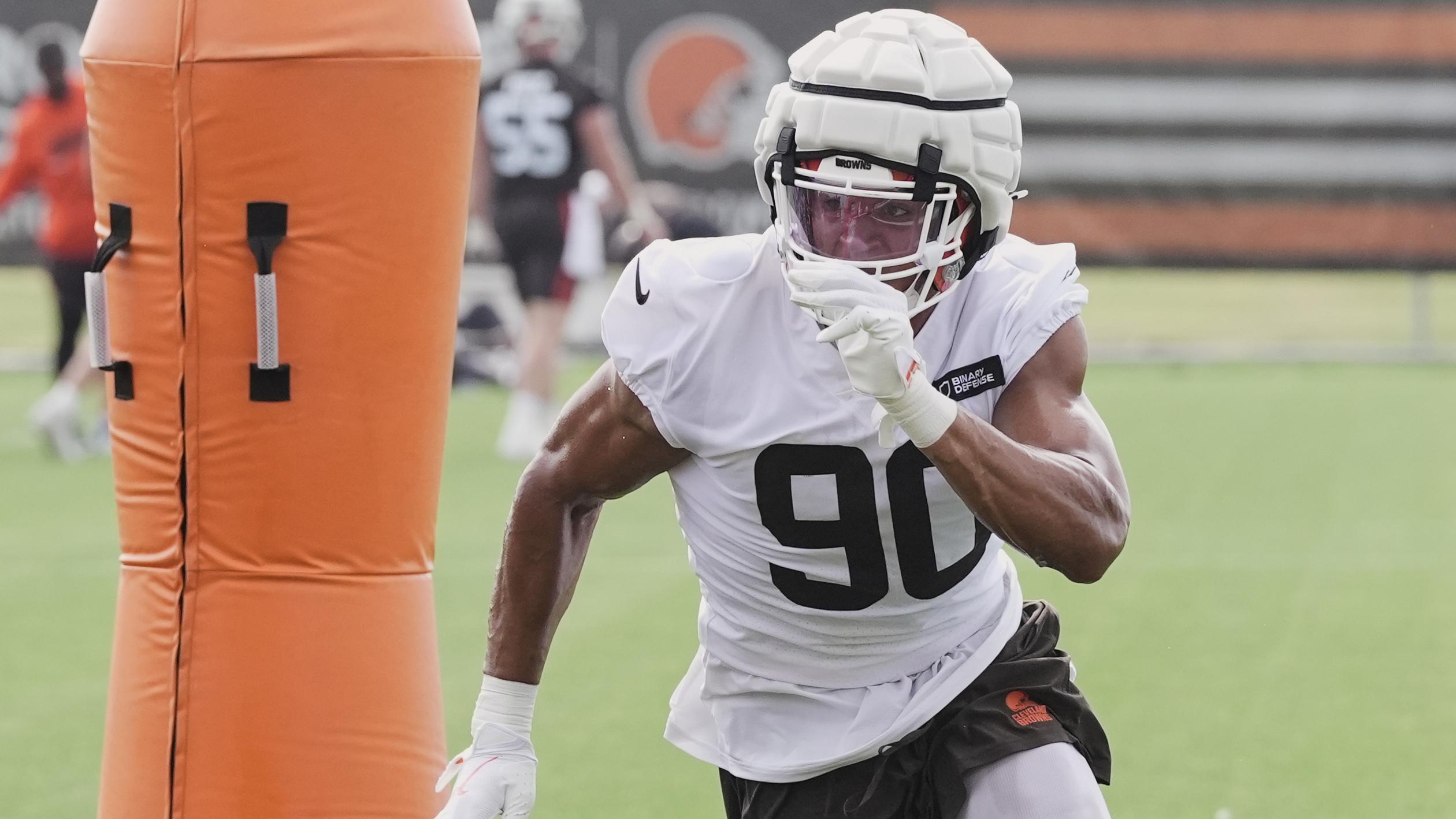 Browns Camp Football