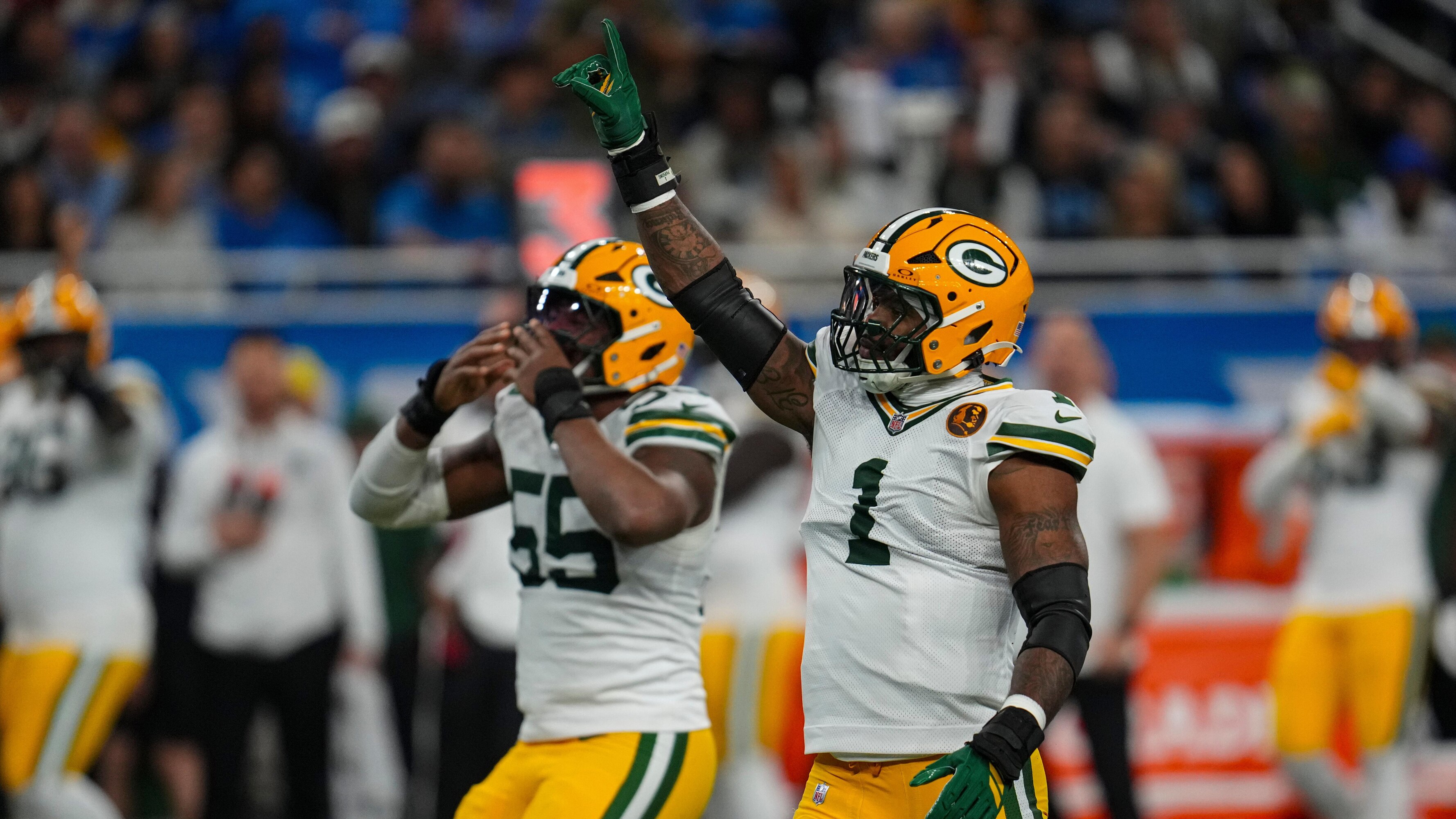Micah Parsons Shines with 2.5 Sacks in Packers' Victory