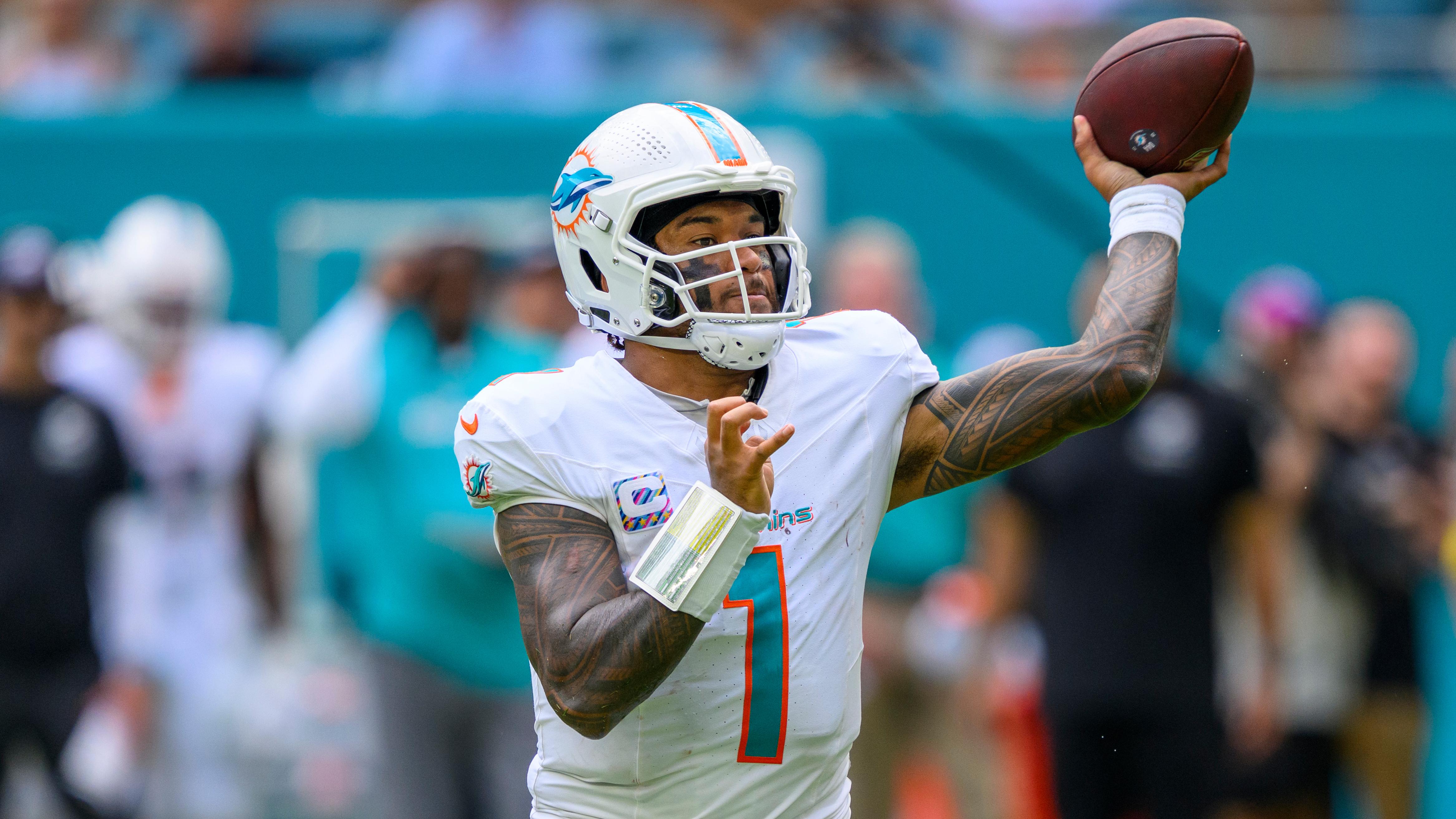 Chargers Dolphins Football