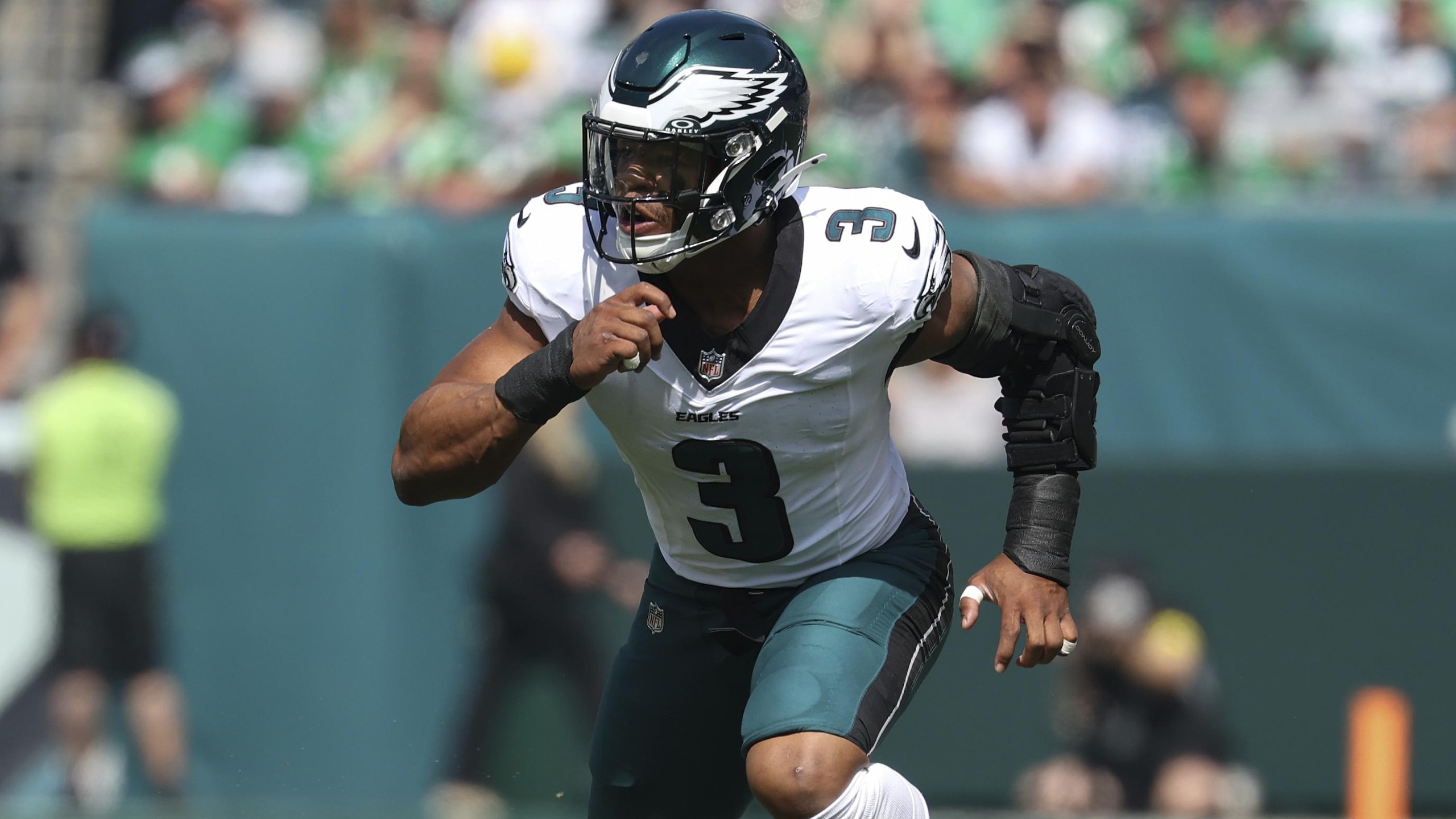 Rams Eagles Football