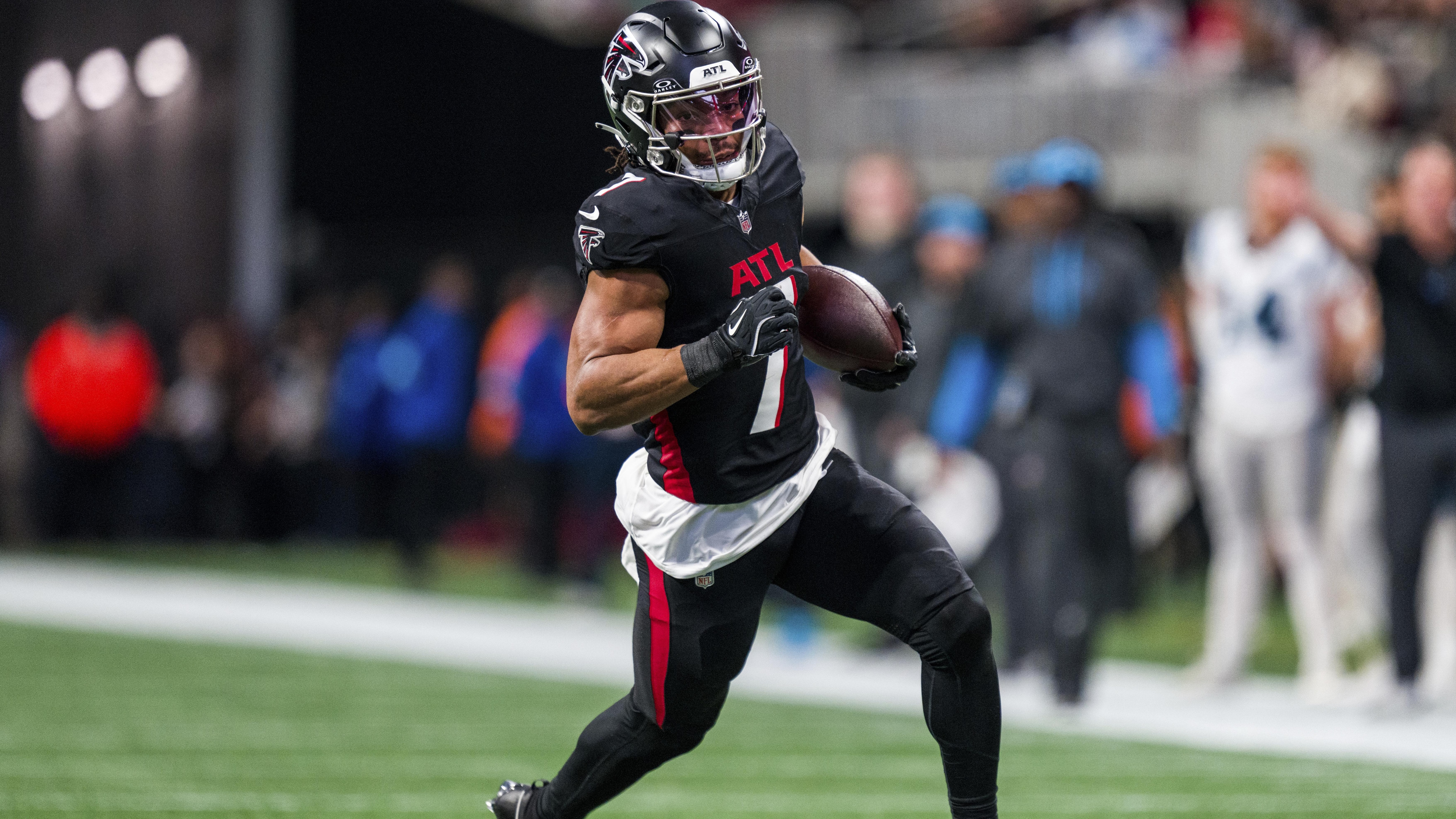 Christian McCaffrey, Bijan Robinson Discuss Training Together After Viral Flex Photo