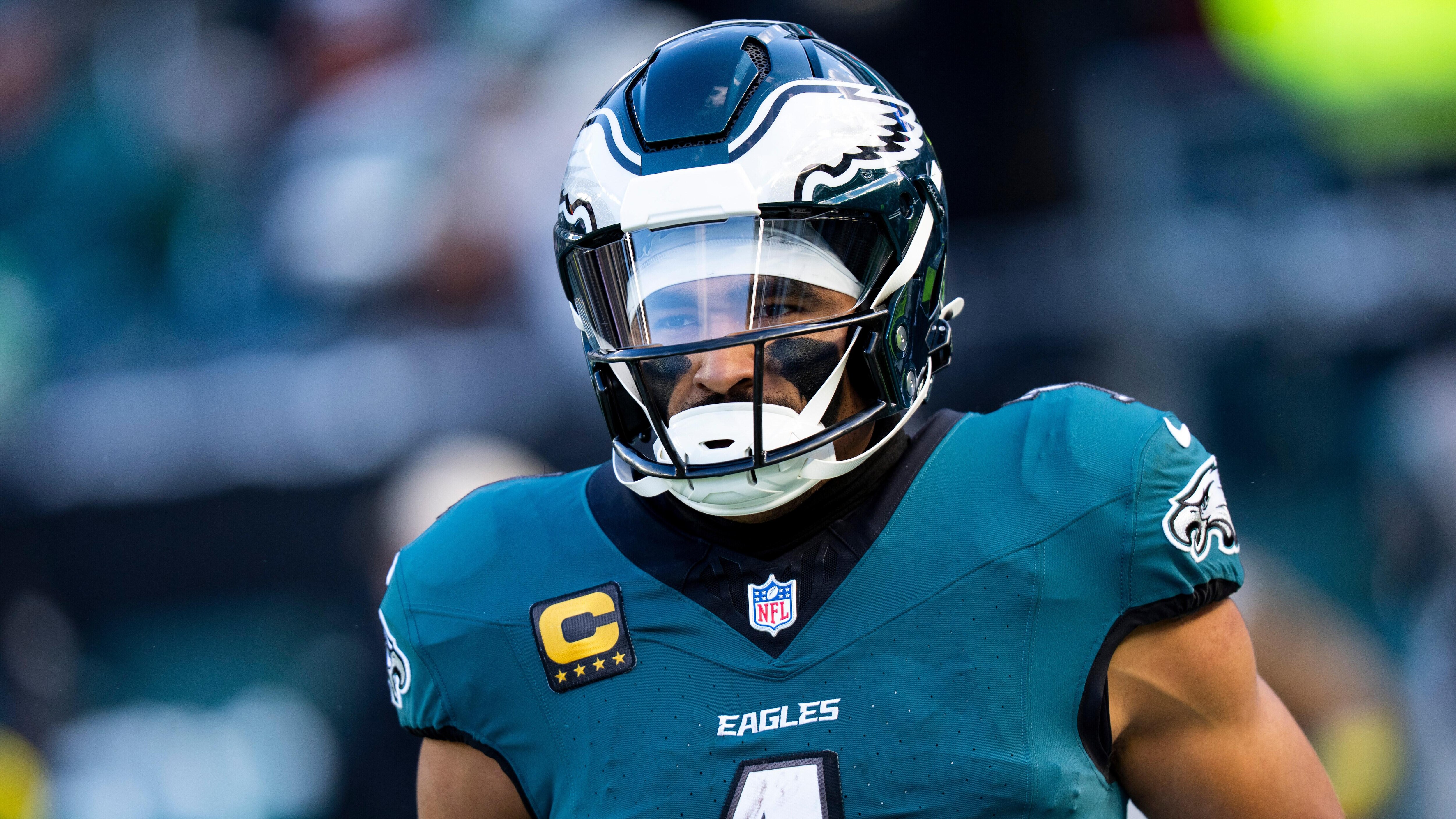 Raiders Eagles Football