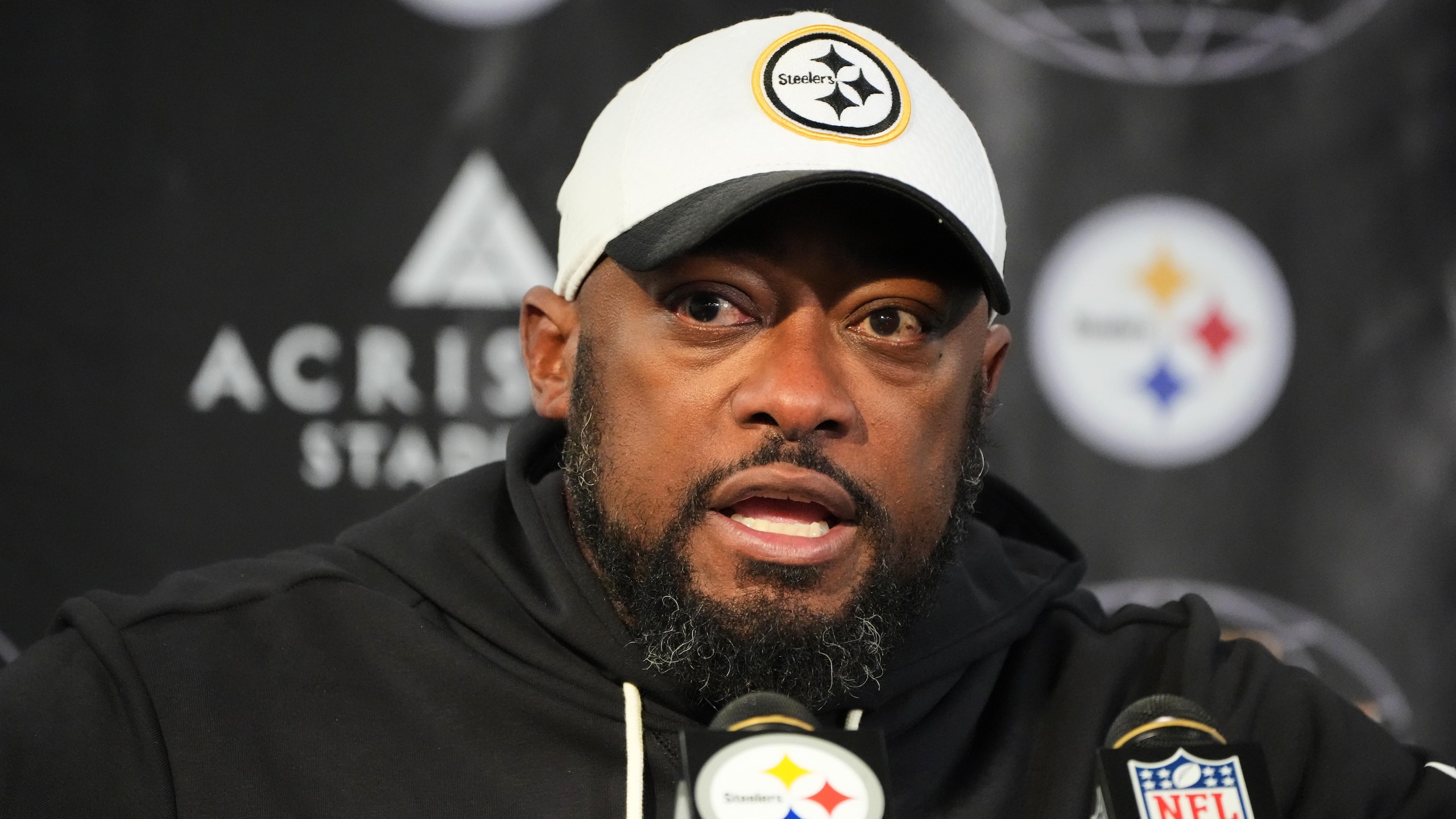 Dolphins Steelers Football