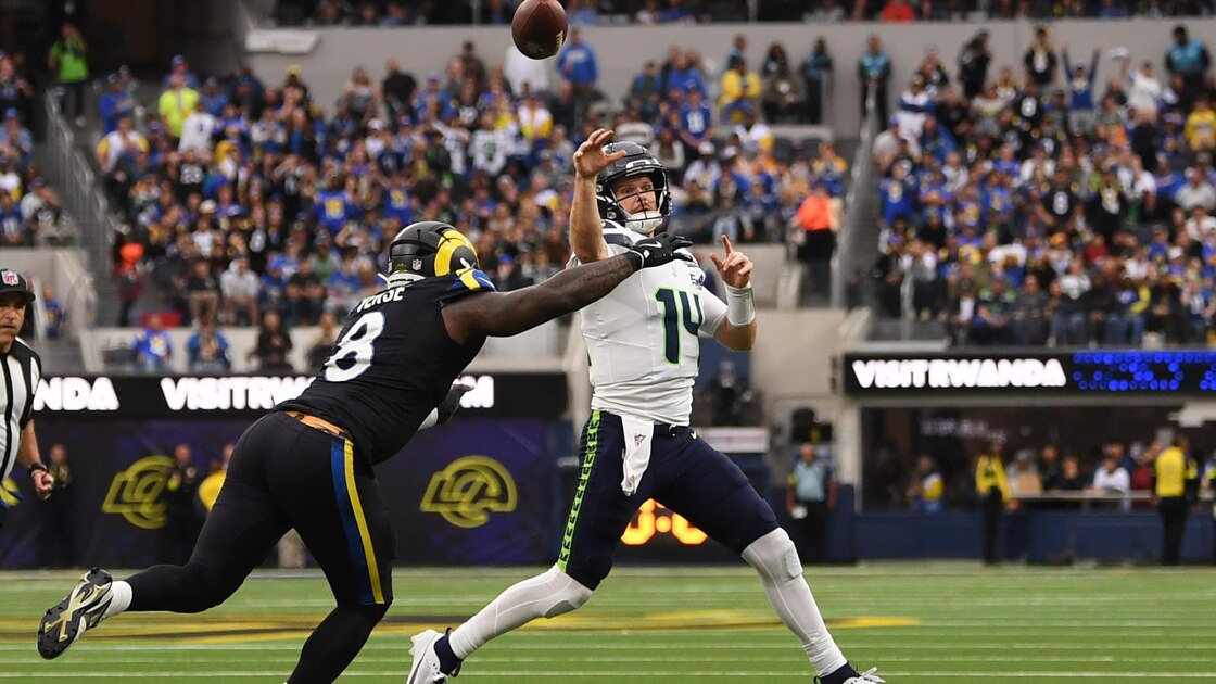 Sam Darnold Criticized by Fans for 4 INTs in Loss to Stafford, Rams ...