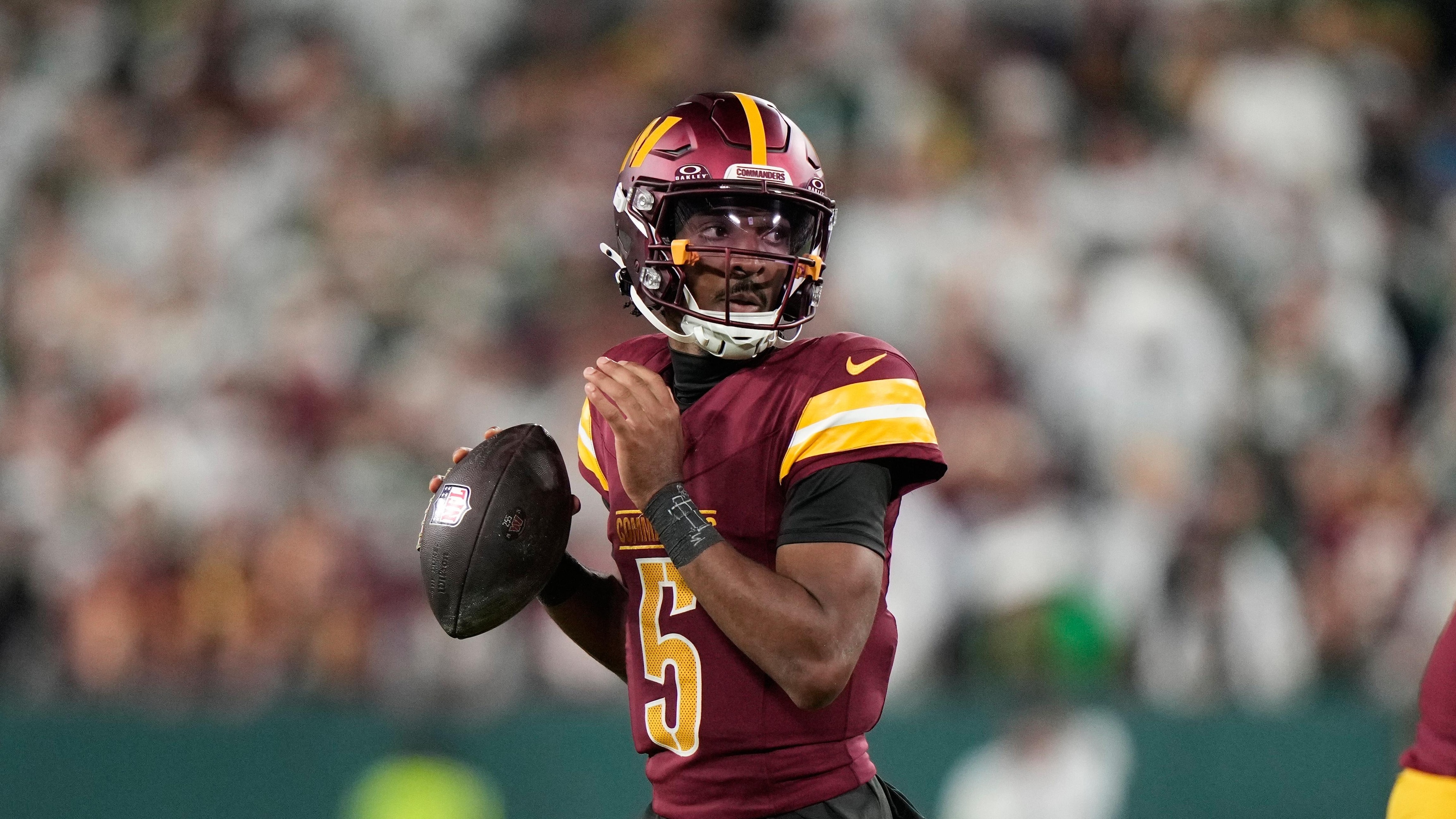 Jayden Daniels out for Commanders-Raiders with Knee Injury, Marcus Mariota to Start
