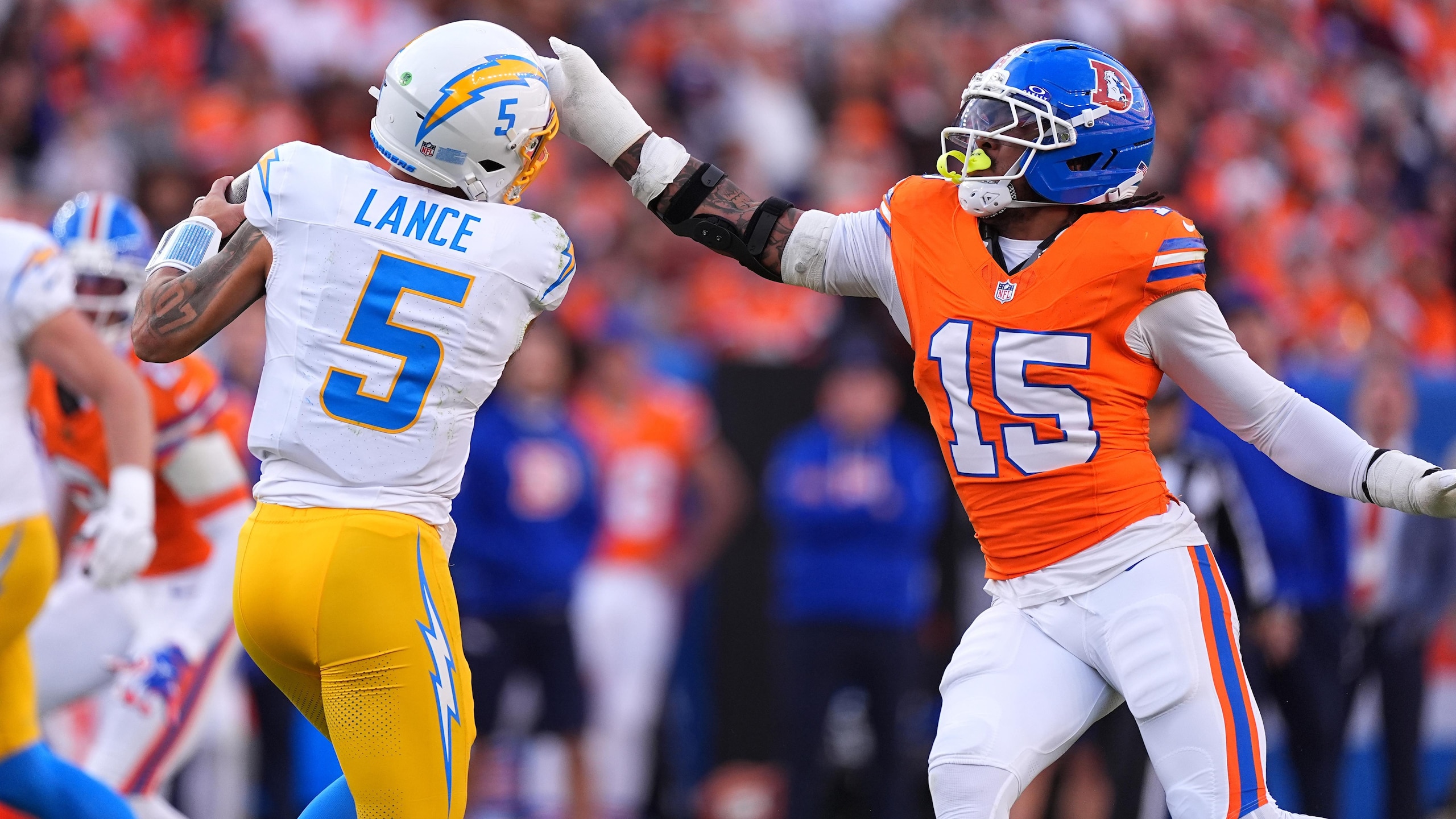 Chargers Broncos Football