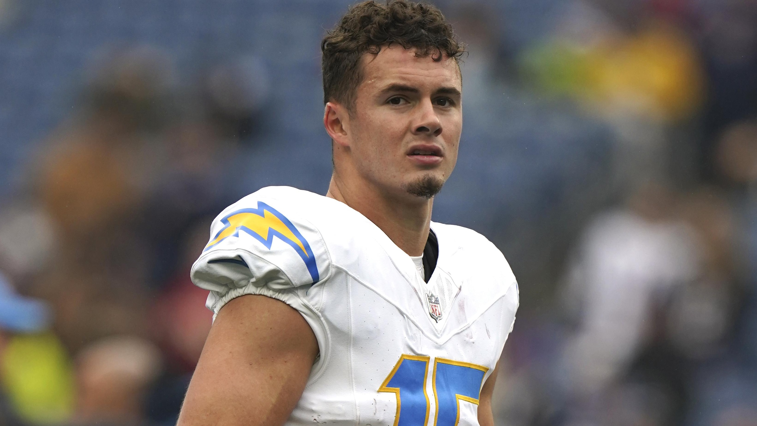 Chargers Patriots Football