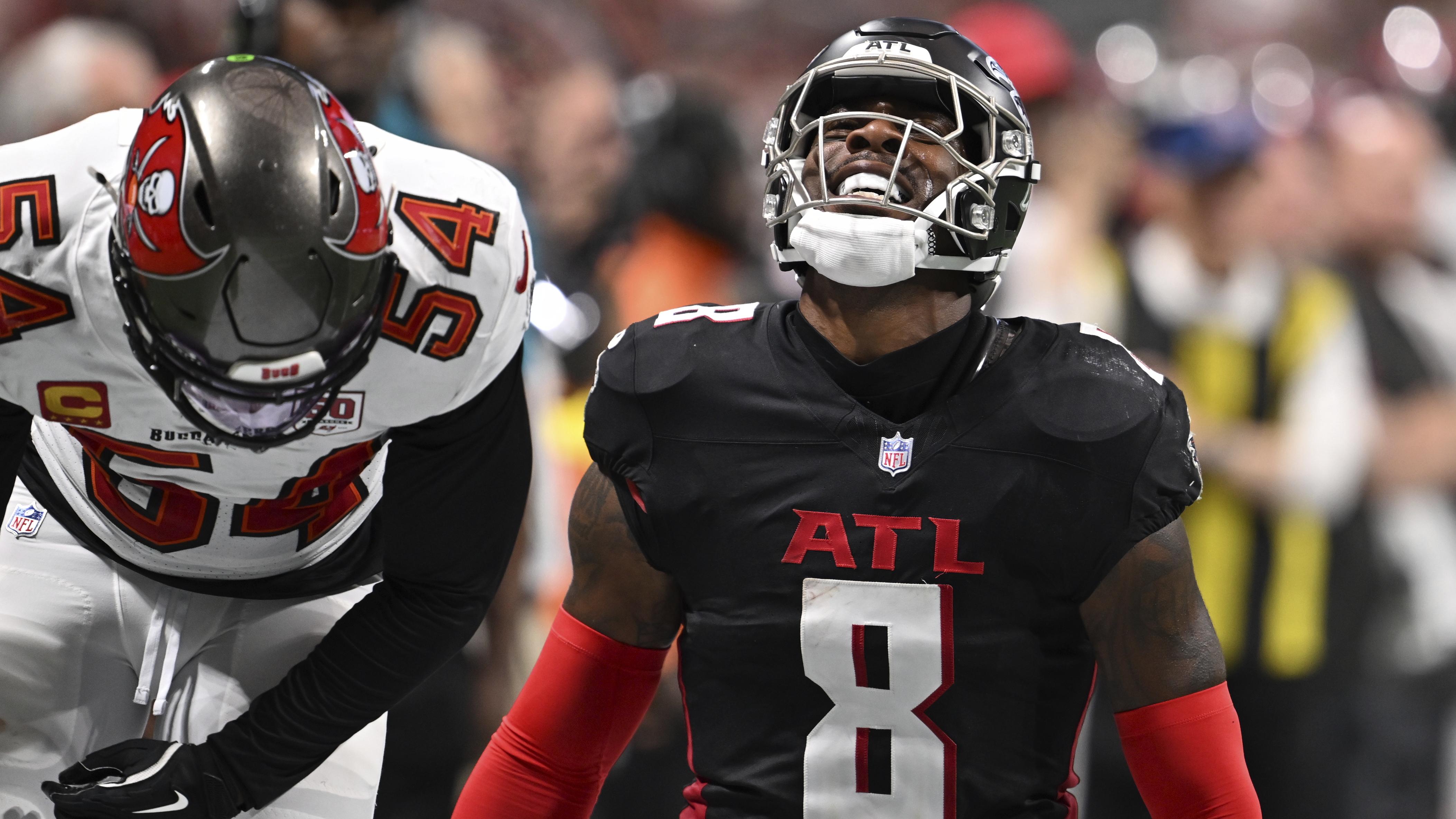 Buccaneers Falcons Football