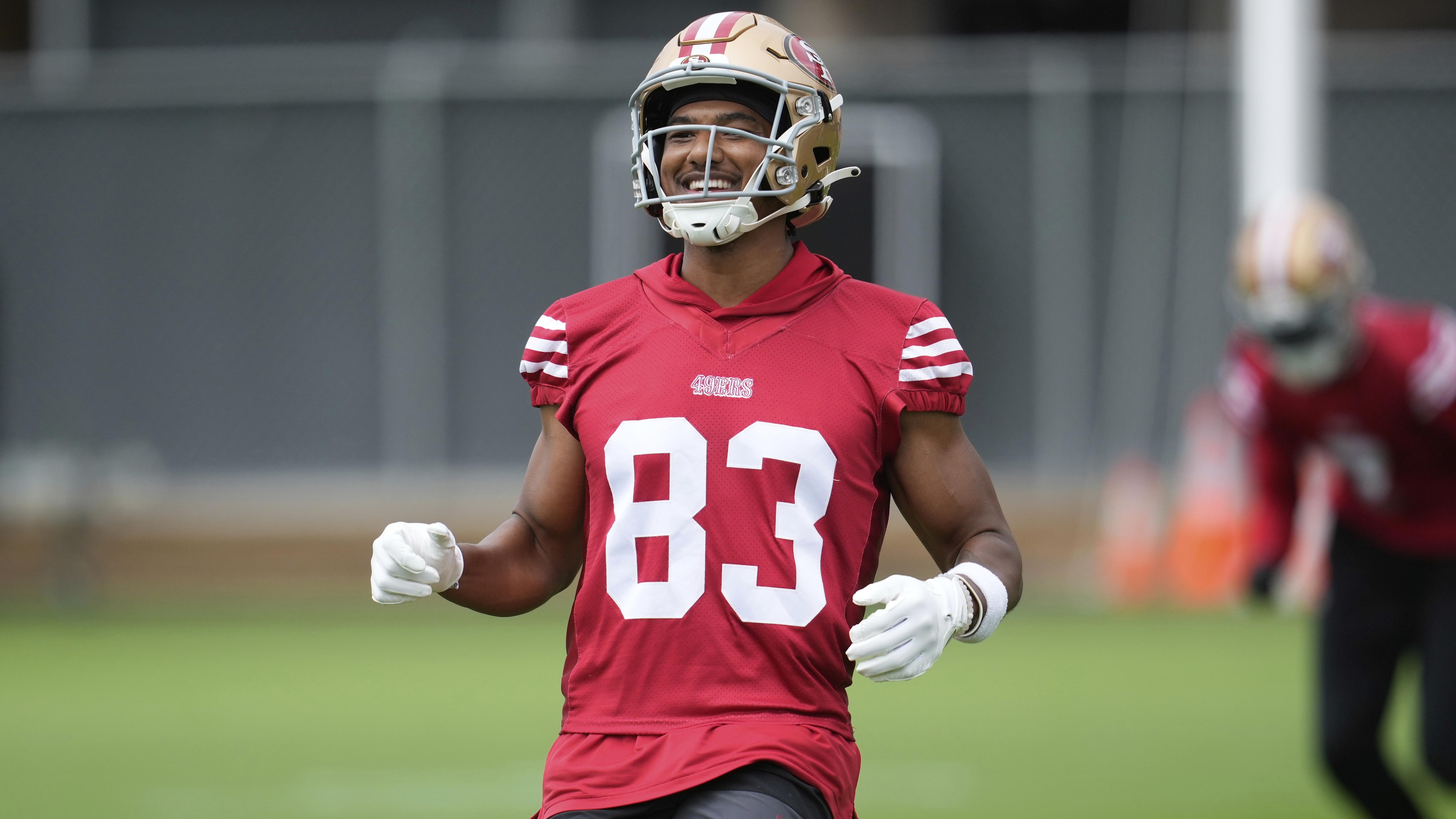 Terrell Owens’ Son Terique Makes 1st Career Catch for 49ers, Congratulated by NFL Fans