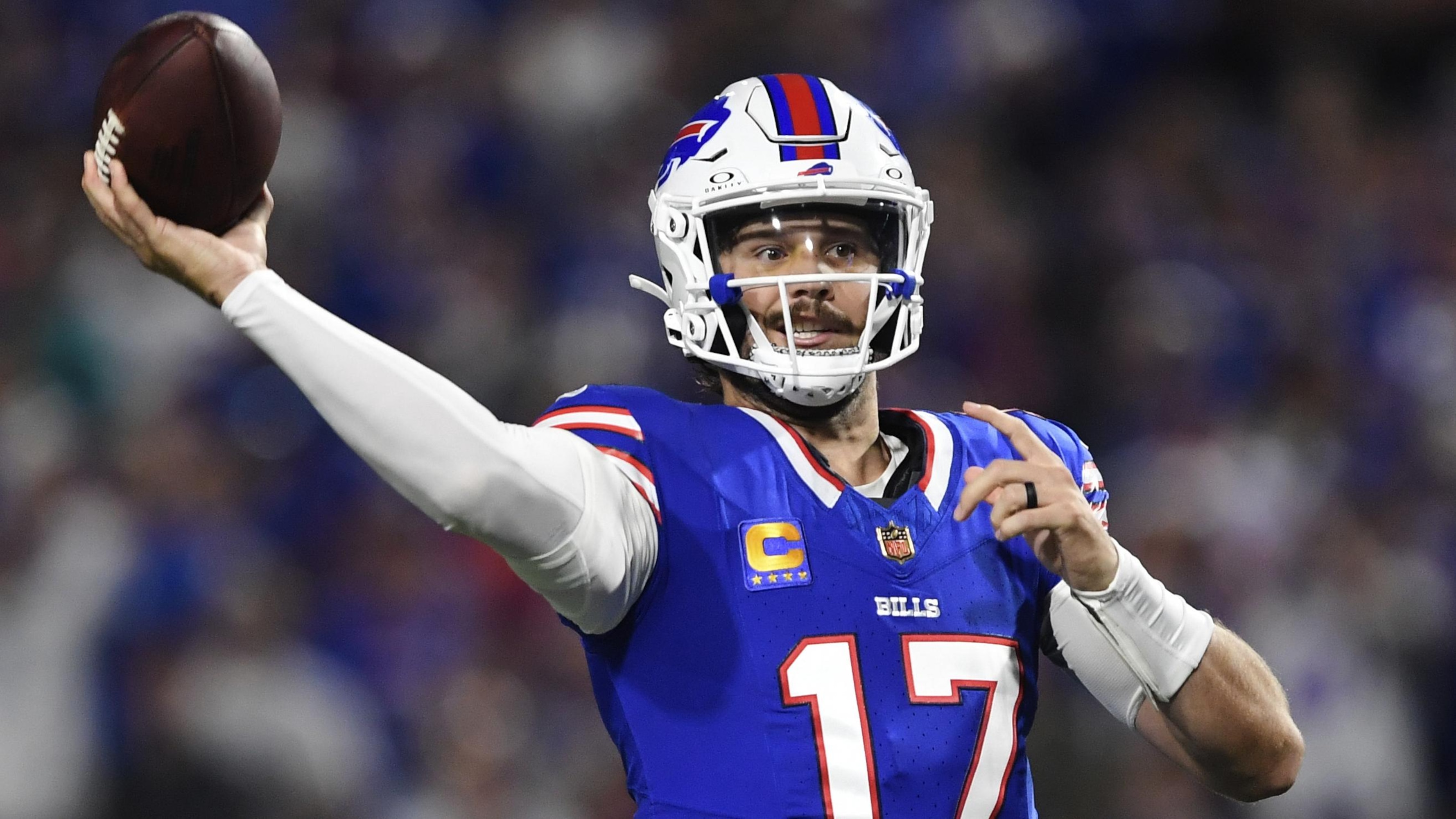 Bills' Josh Allen Breaks Patrick Mahomes' NFL Record as Fastest to 300 Career TDs