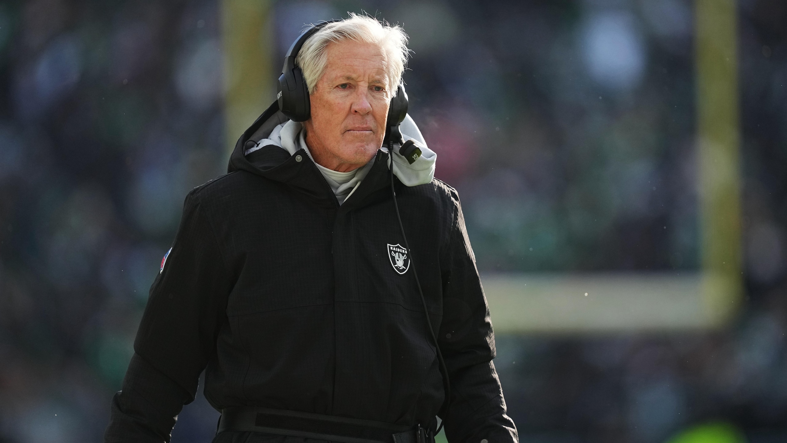 Raiders Eagles Football