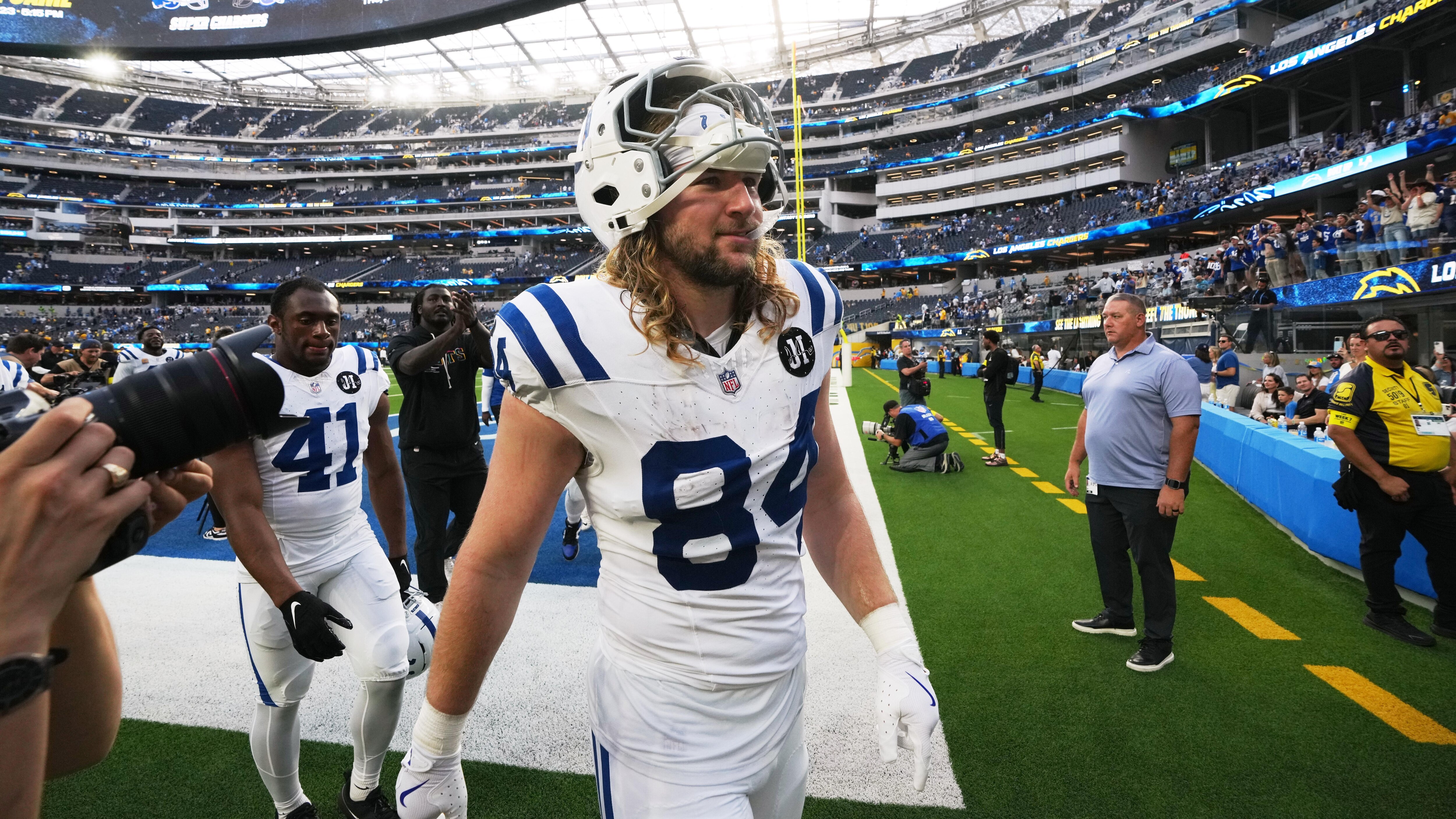 Colts Chargers Football