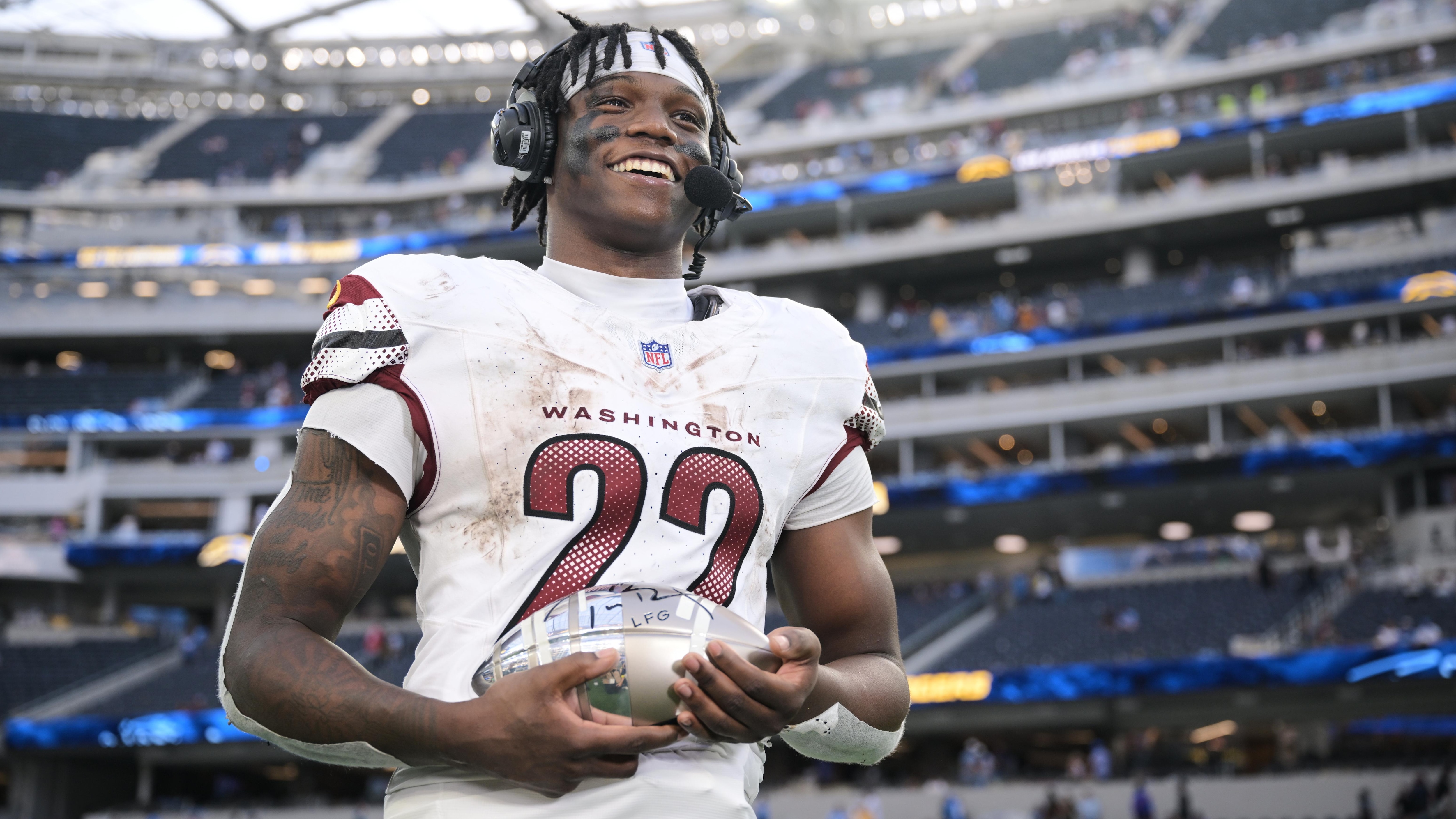 Commanders Chargers Football