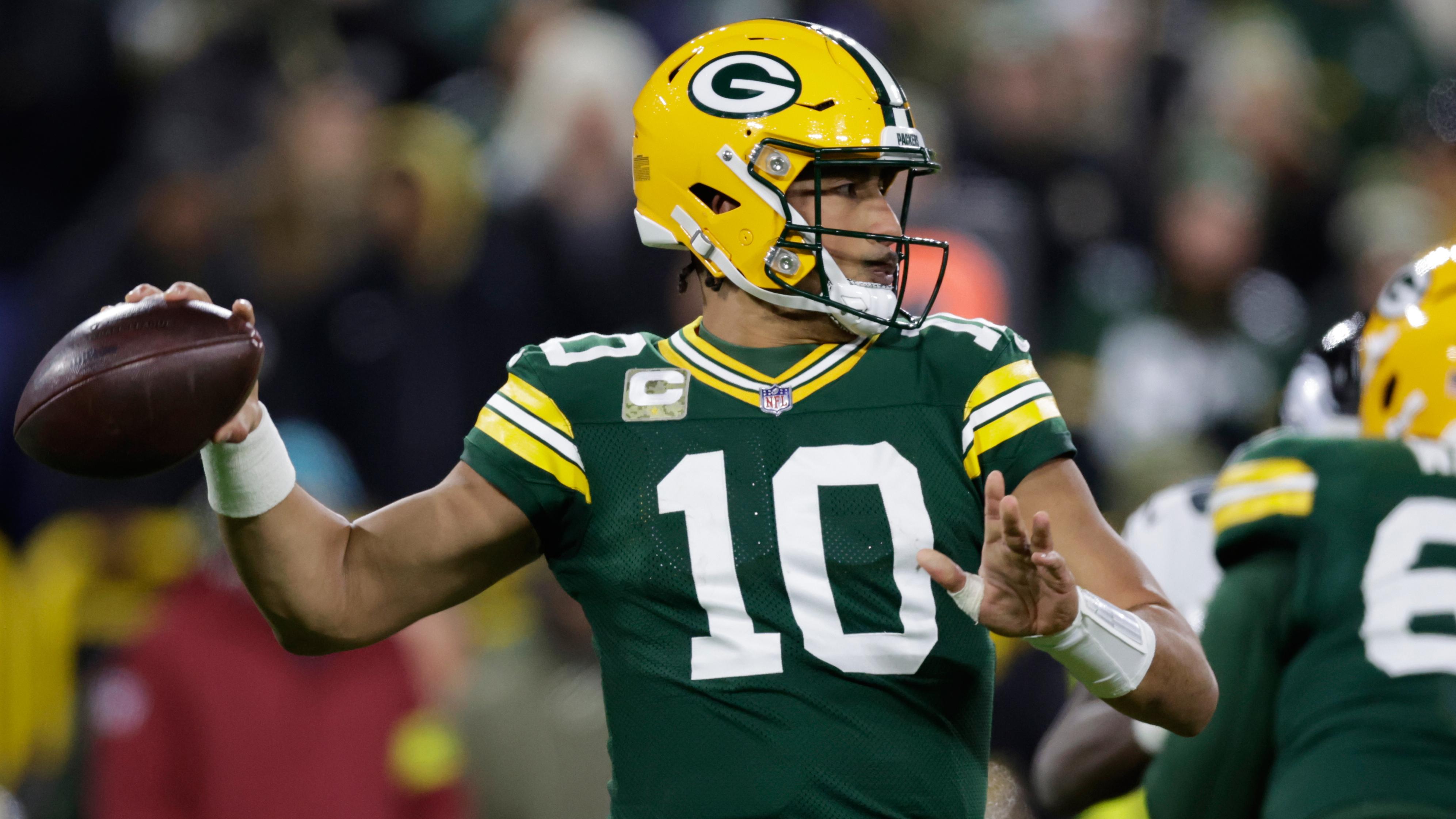 Eagles Packers Football