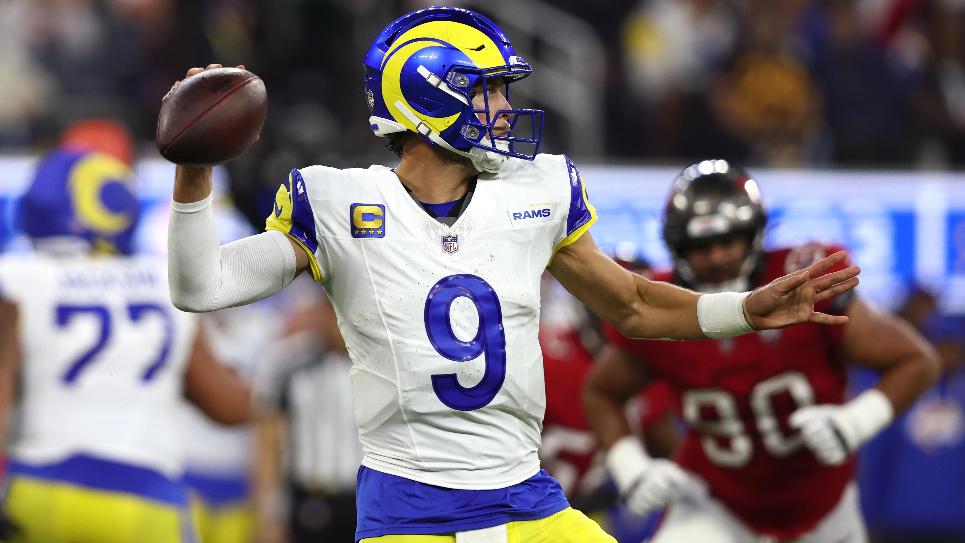 Buccaneers Rams Football