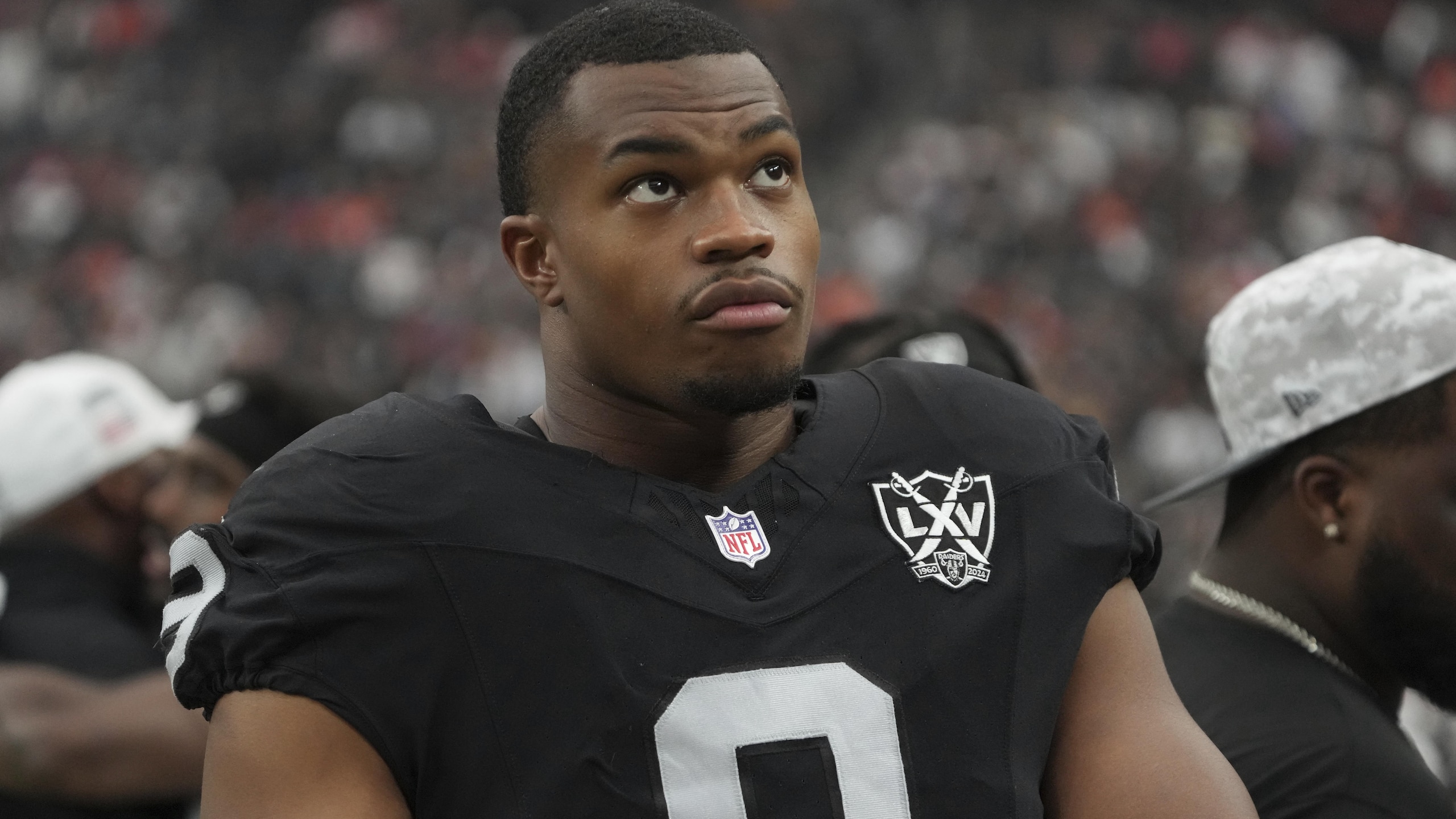 Broncos Raiders Football