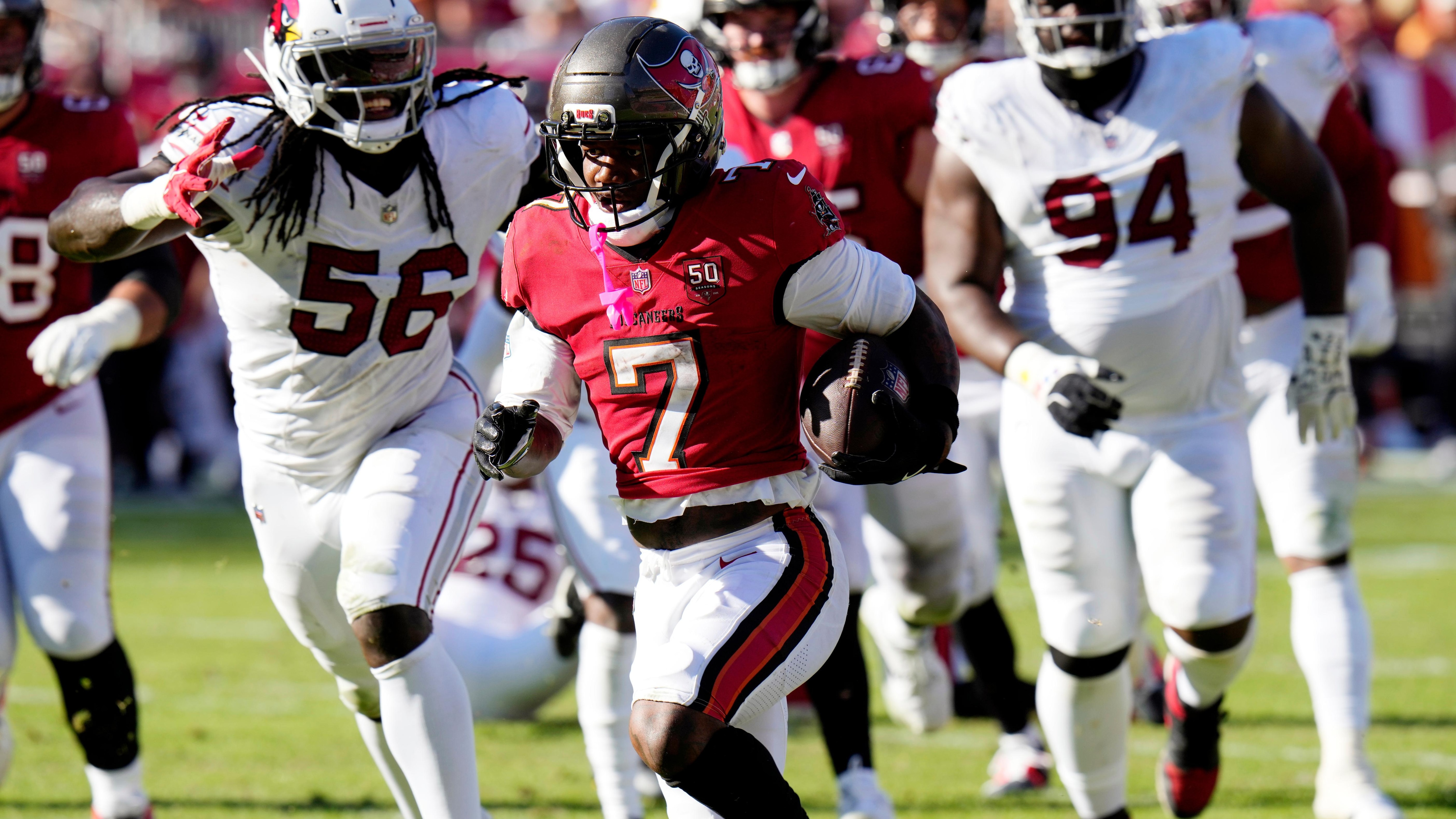 Cardinals Buccaneers Football