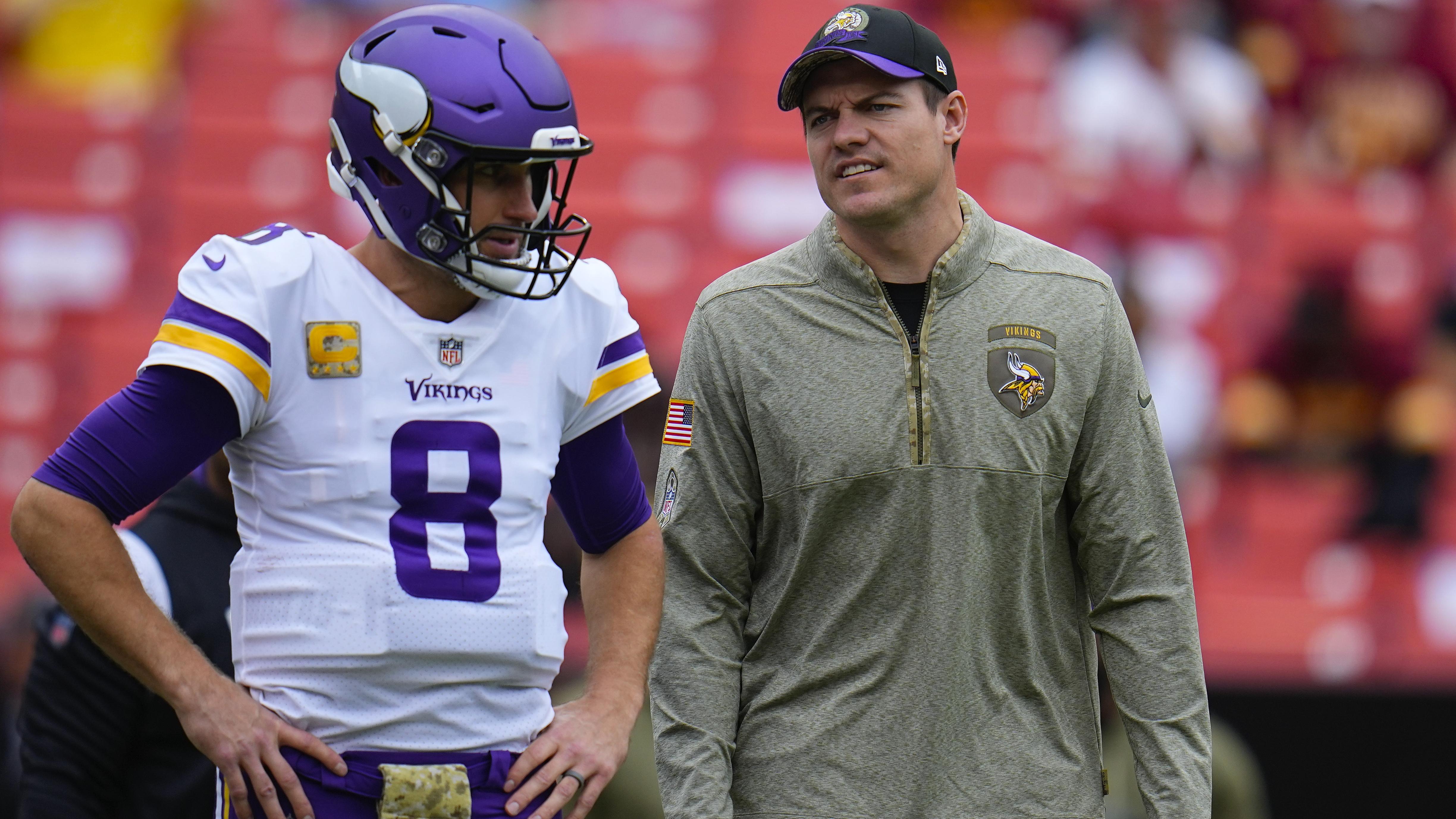 Vikings Commanders Football