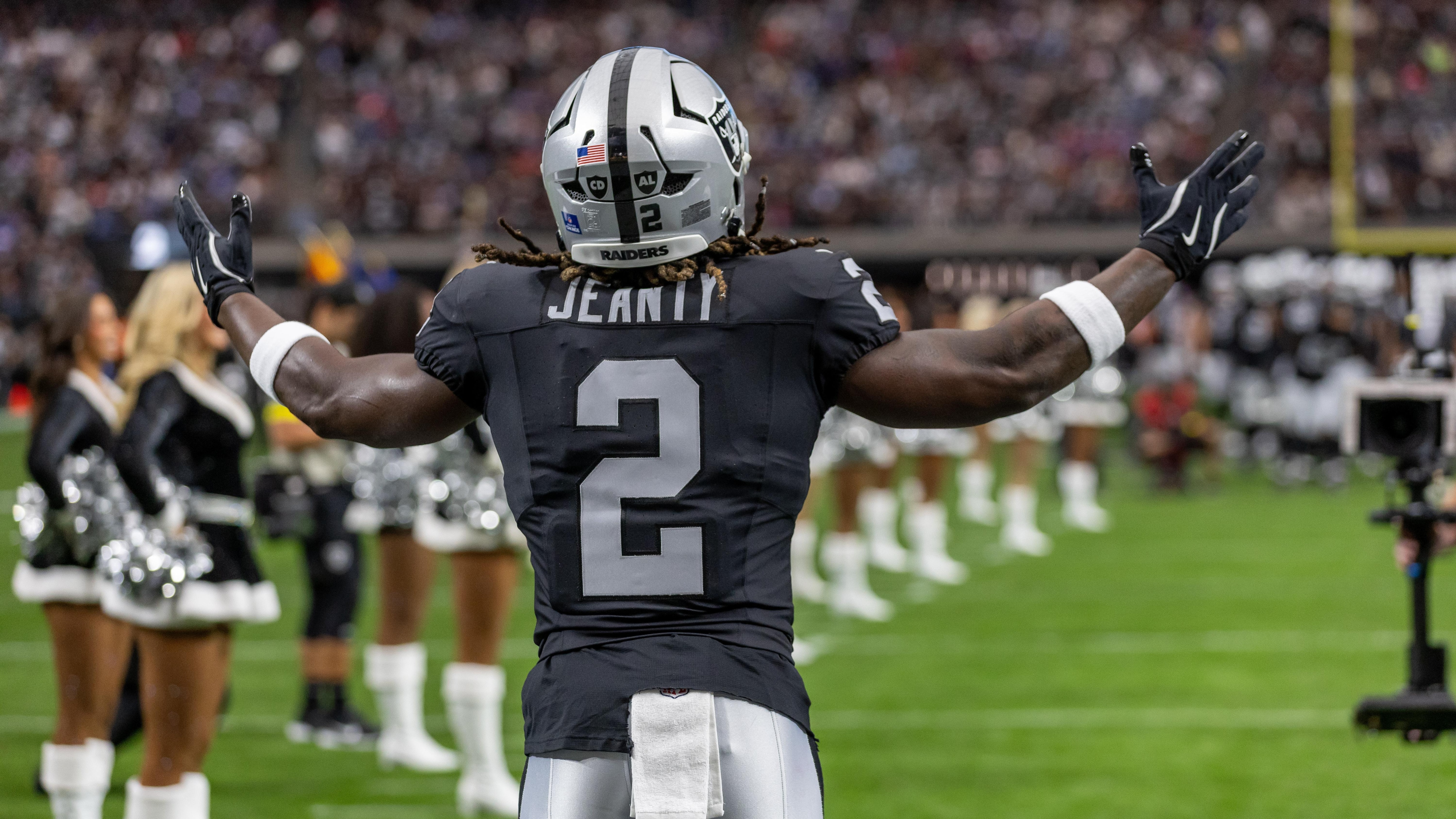 Giants Raiders Football