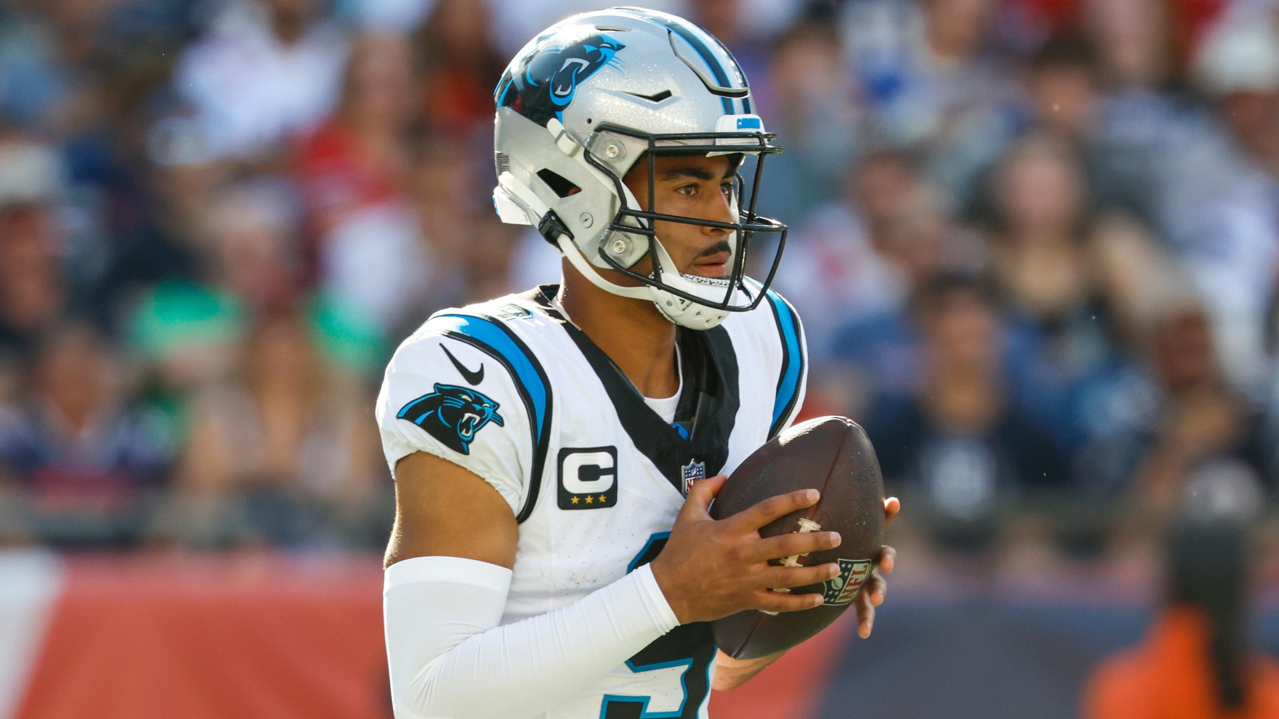 Panthers Patriots Football