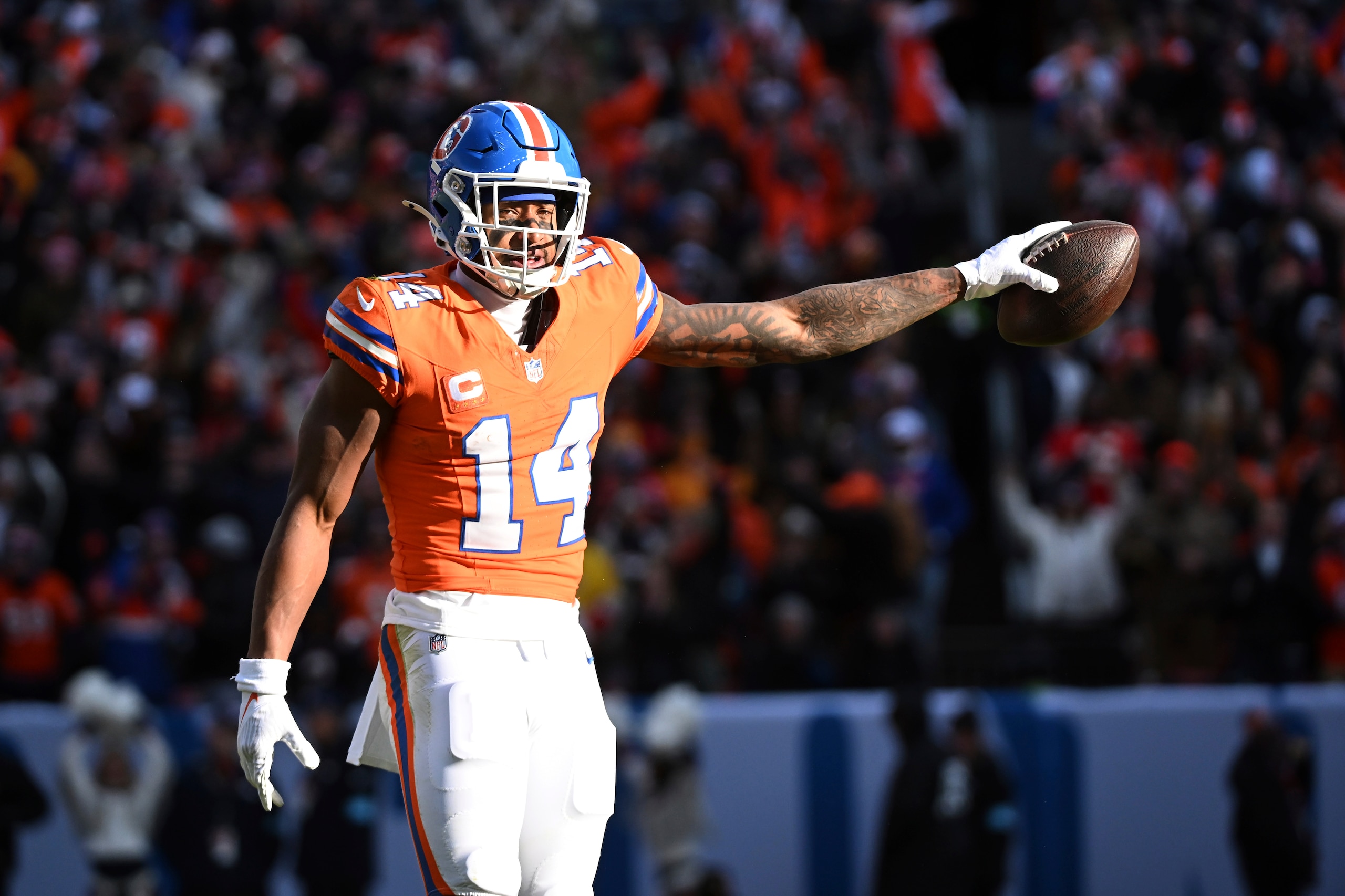 Broncos Bills Football