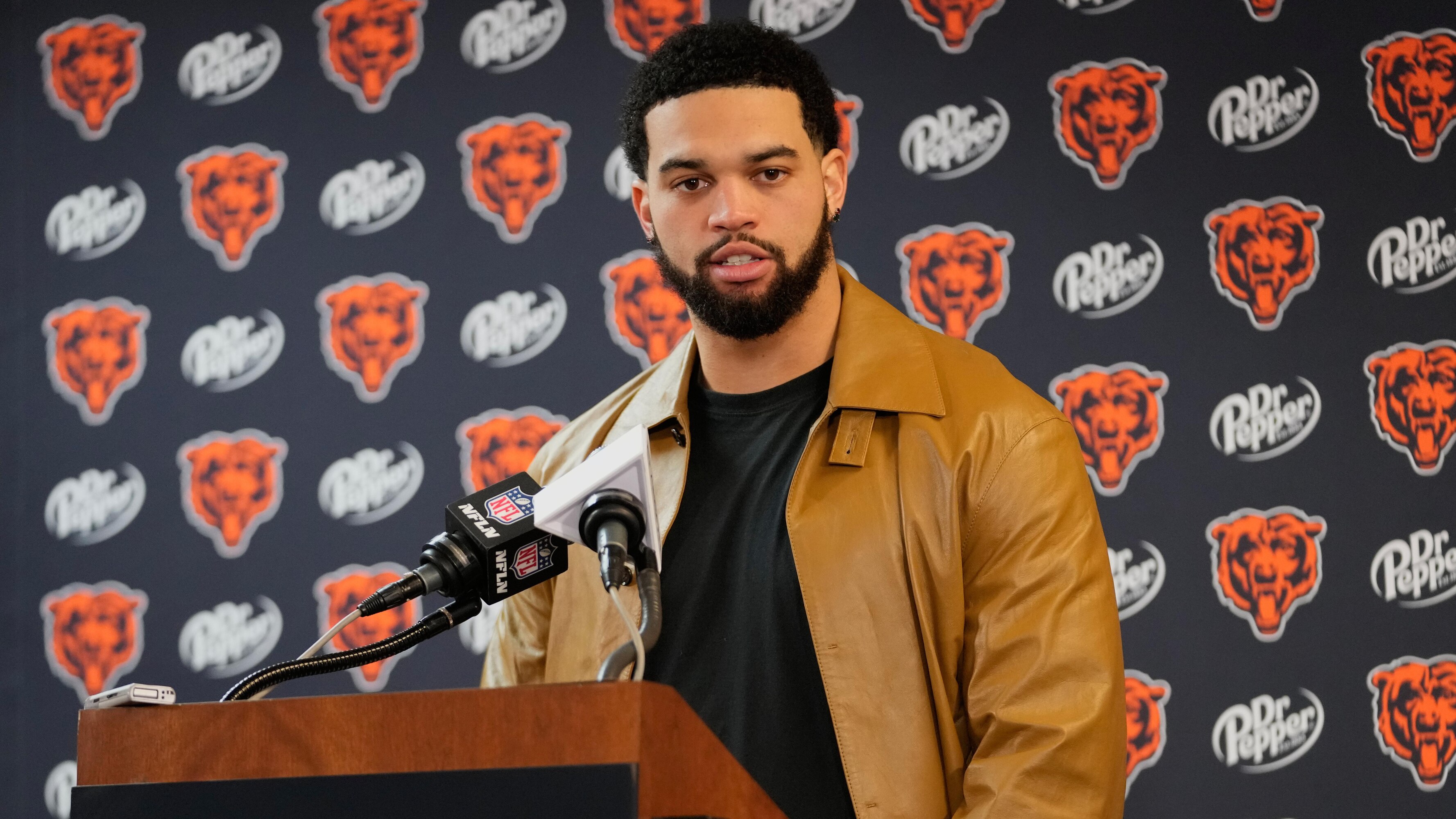 Caleb Williams Gives Confident Quote After Reporter Questions Decision on TD Pass