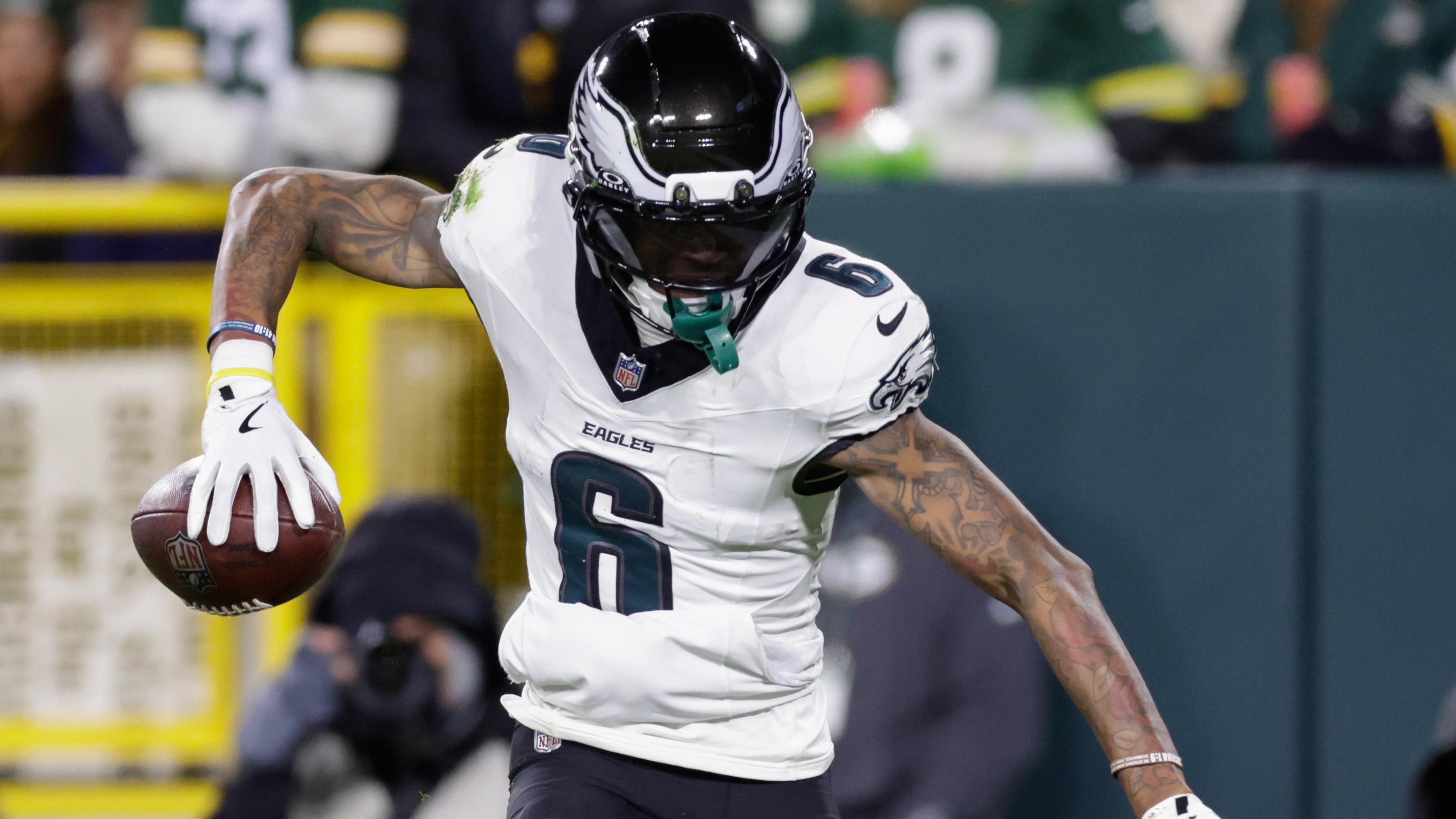 Eagles Packers Football