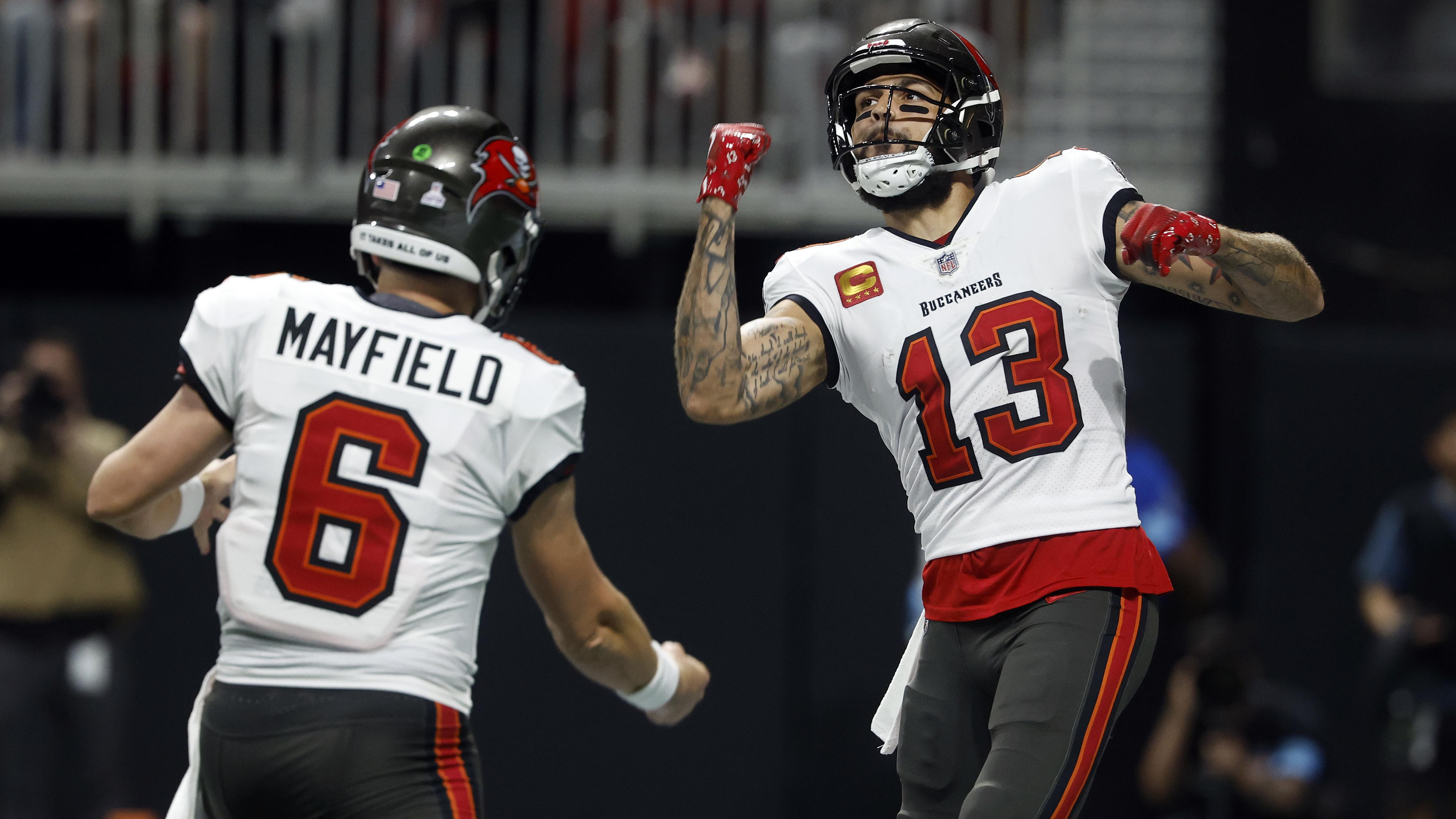 Buccaneers Falcons Football