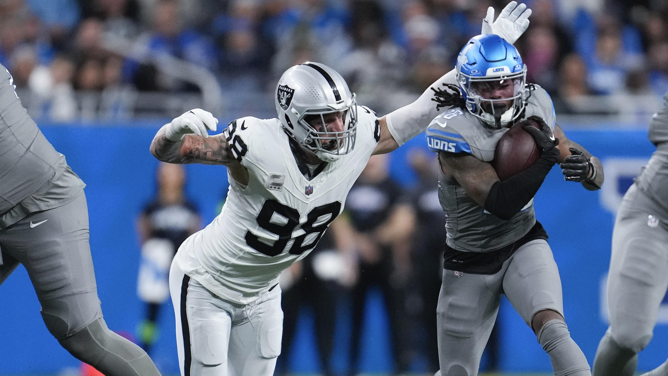 Raiders Lions Football