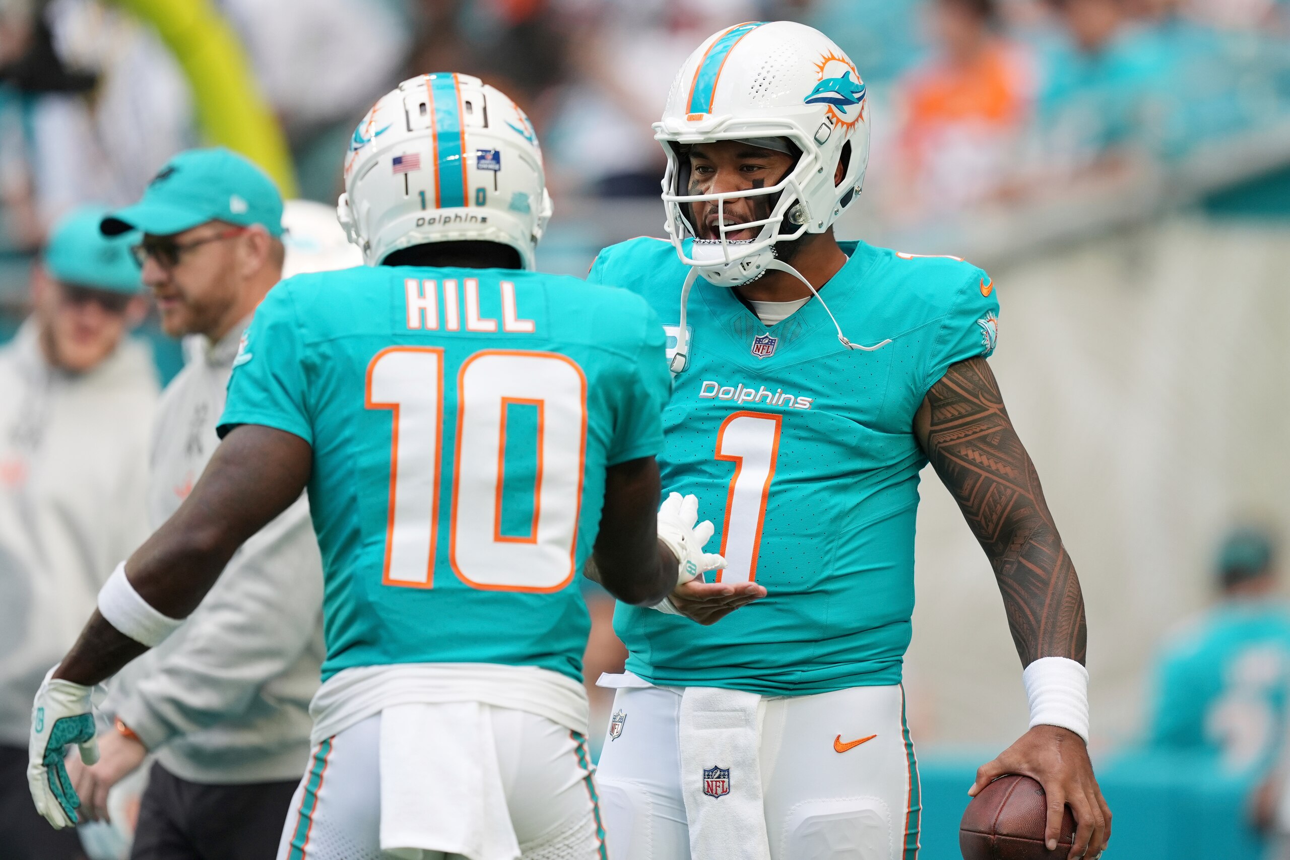 49ers Dolphins Football