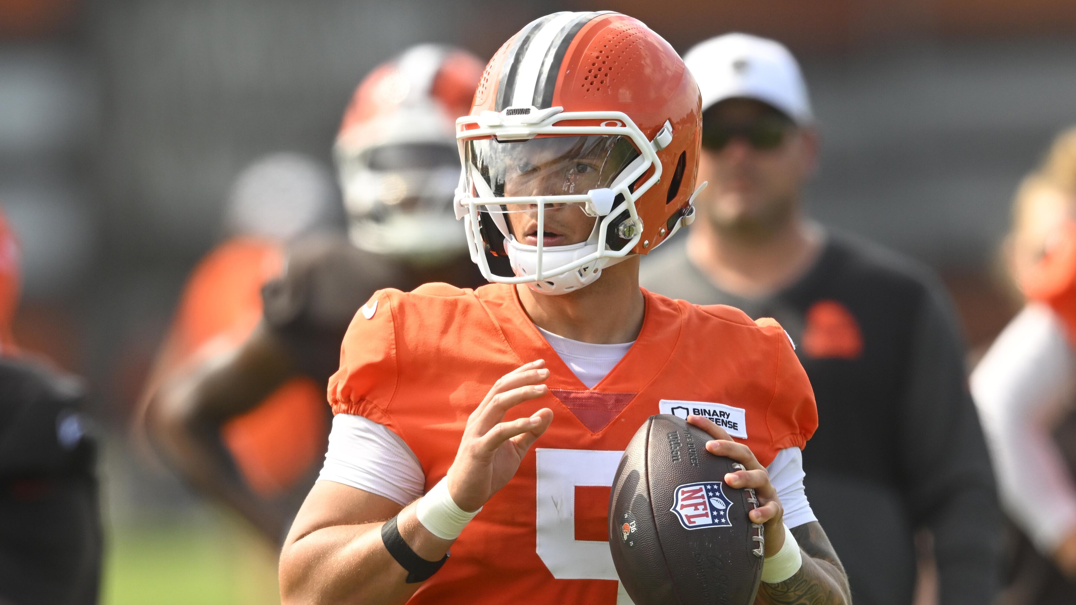 Dillon Gabriel von den Browns wird QB1 gegen die Eagles, da Shedeur ...