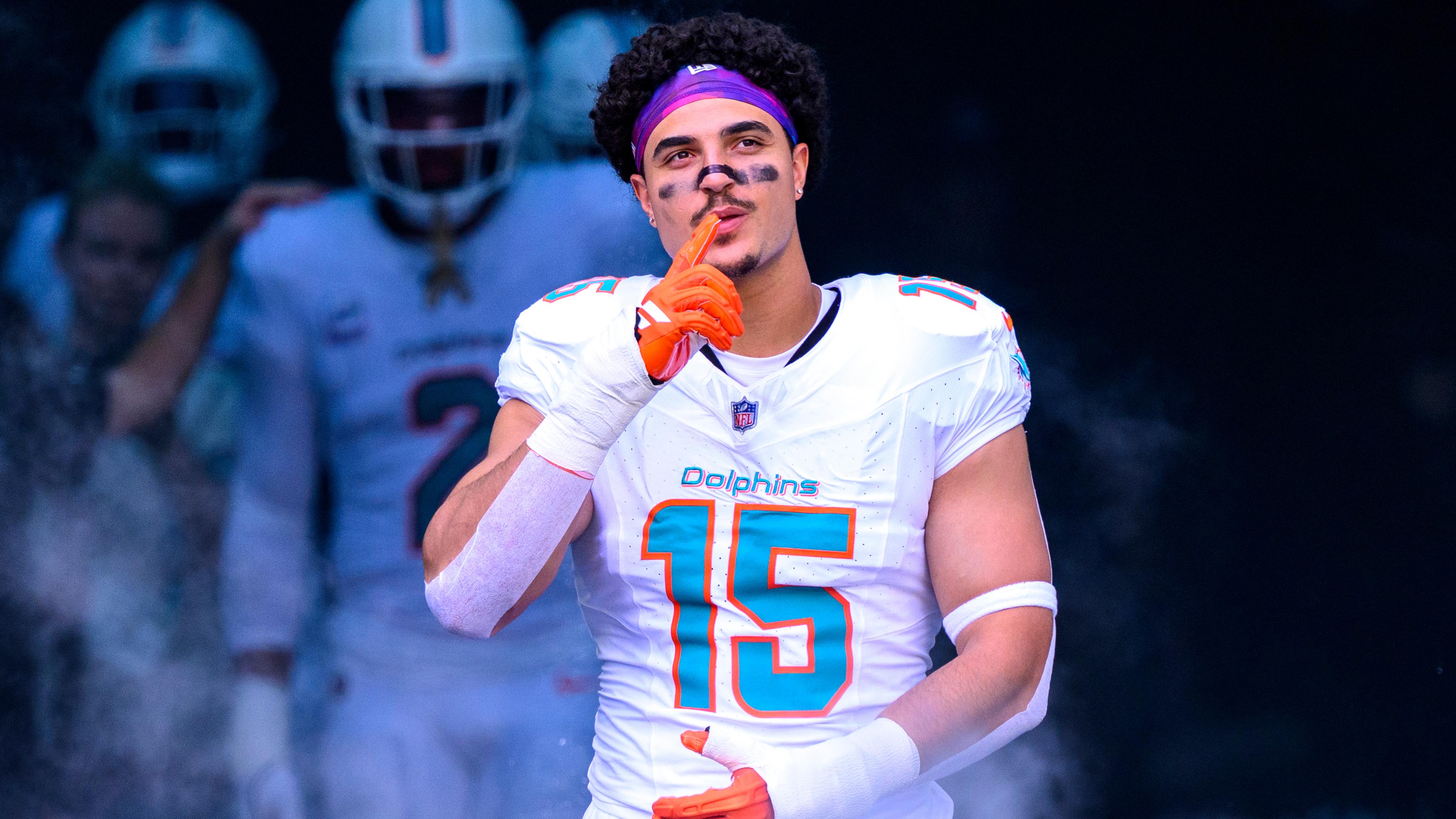 Chargers Dolphins Football
