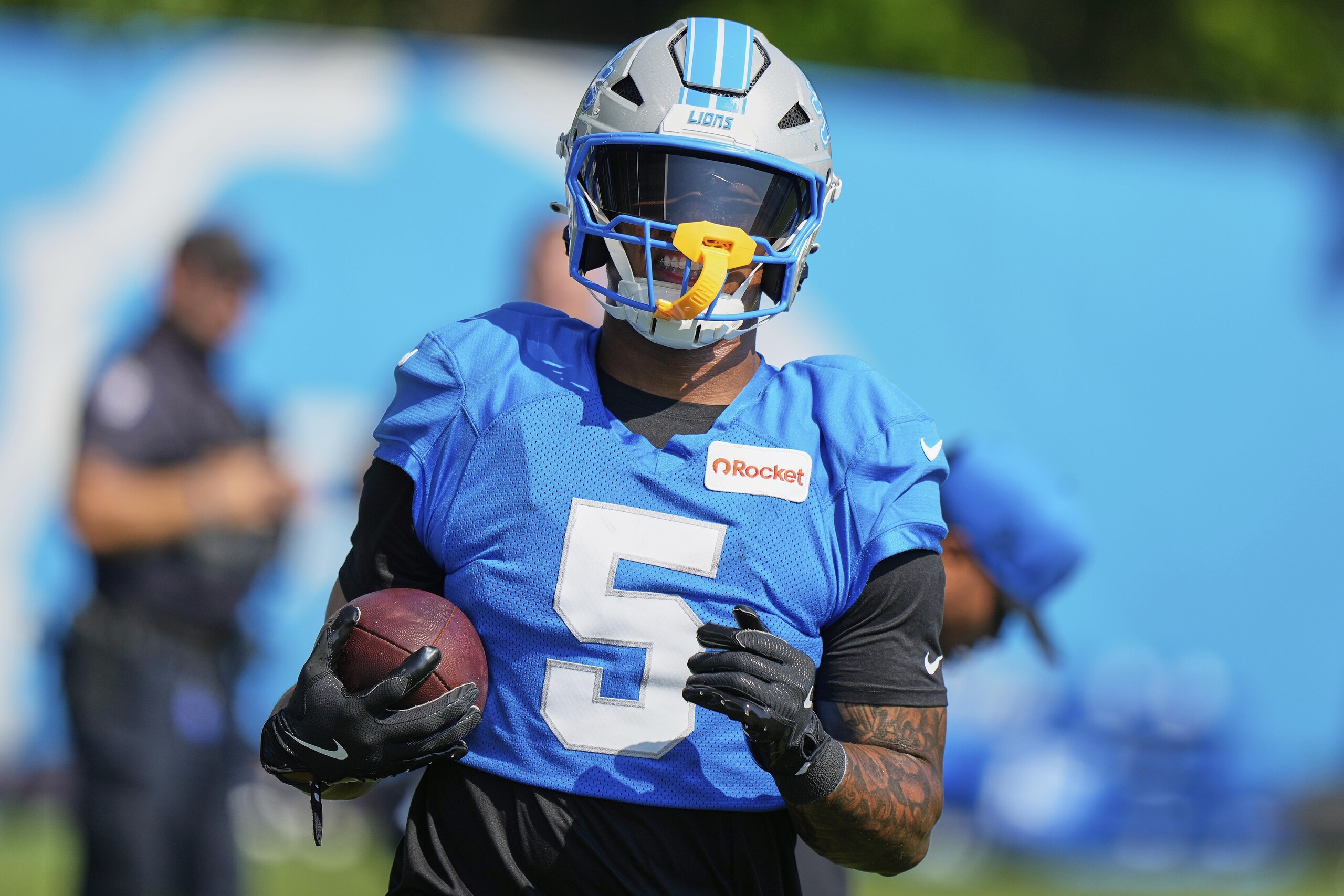 Lions Football