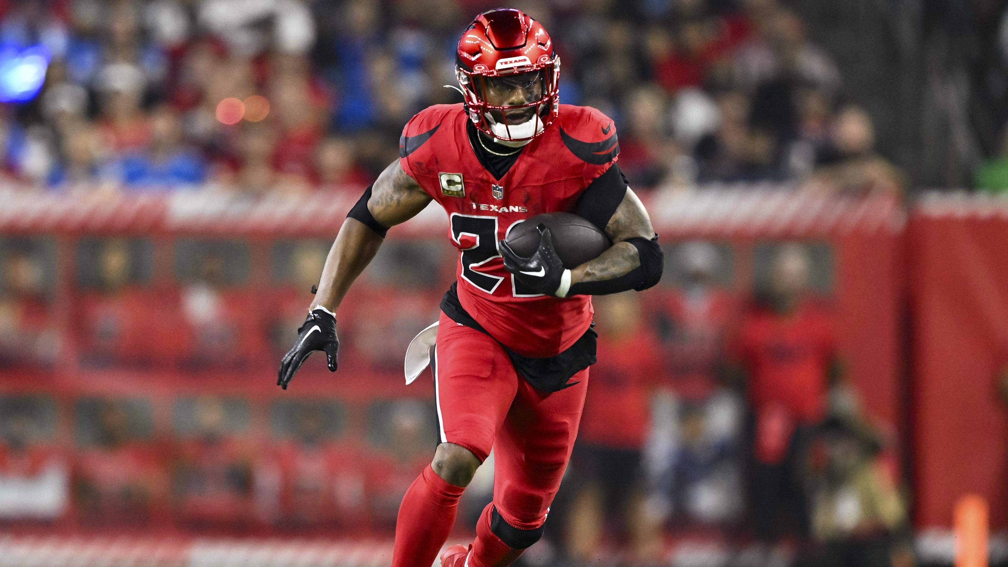 Texans’ Joe Mixon Out At Least 4 Games After Going on Reserve/Non-Football Injury List