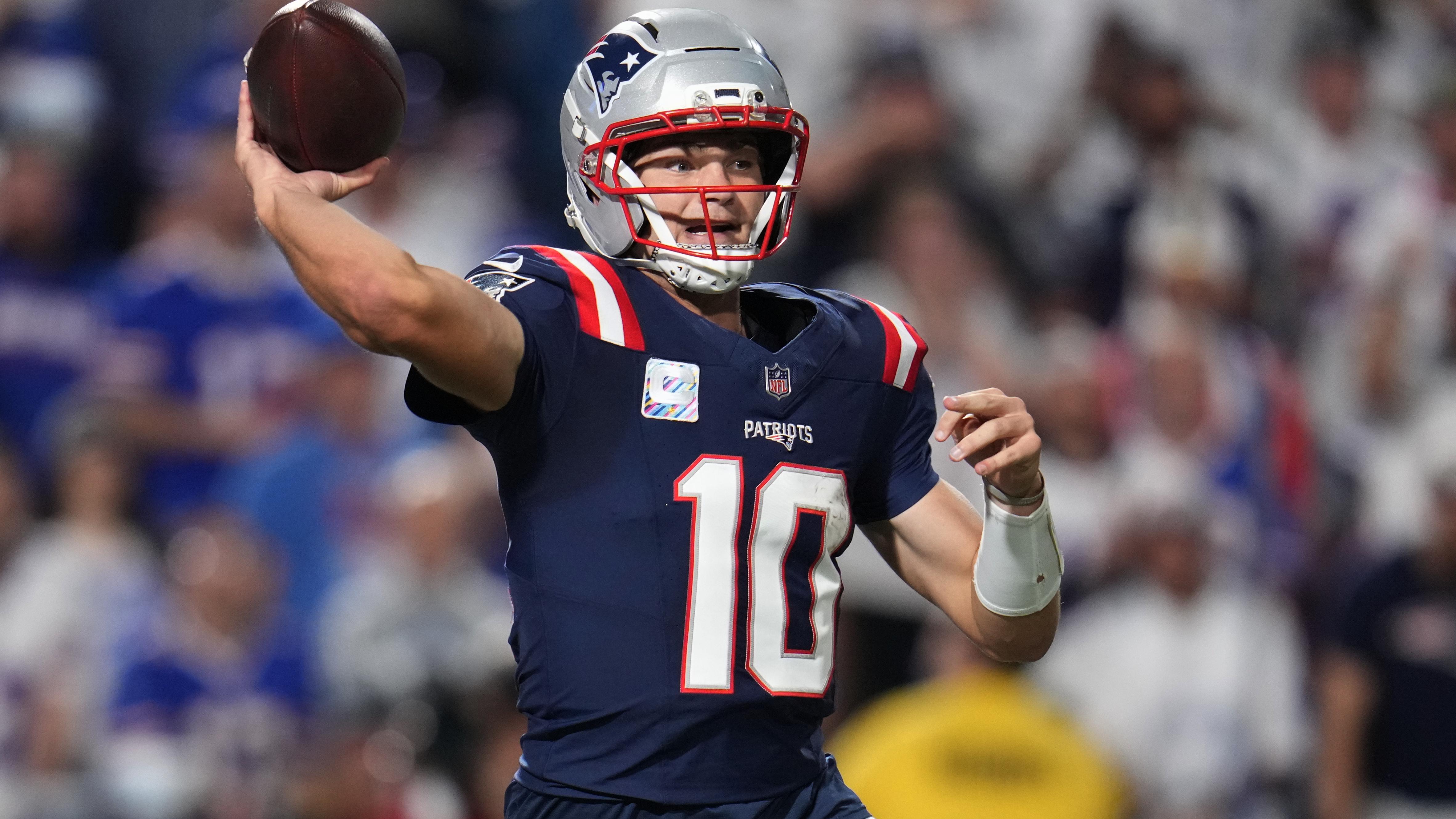 Patriots Bills Football