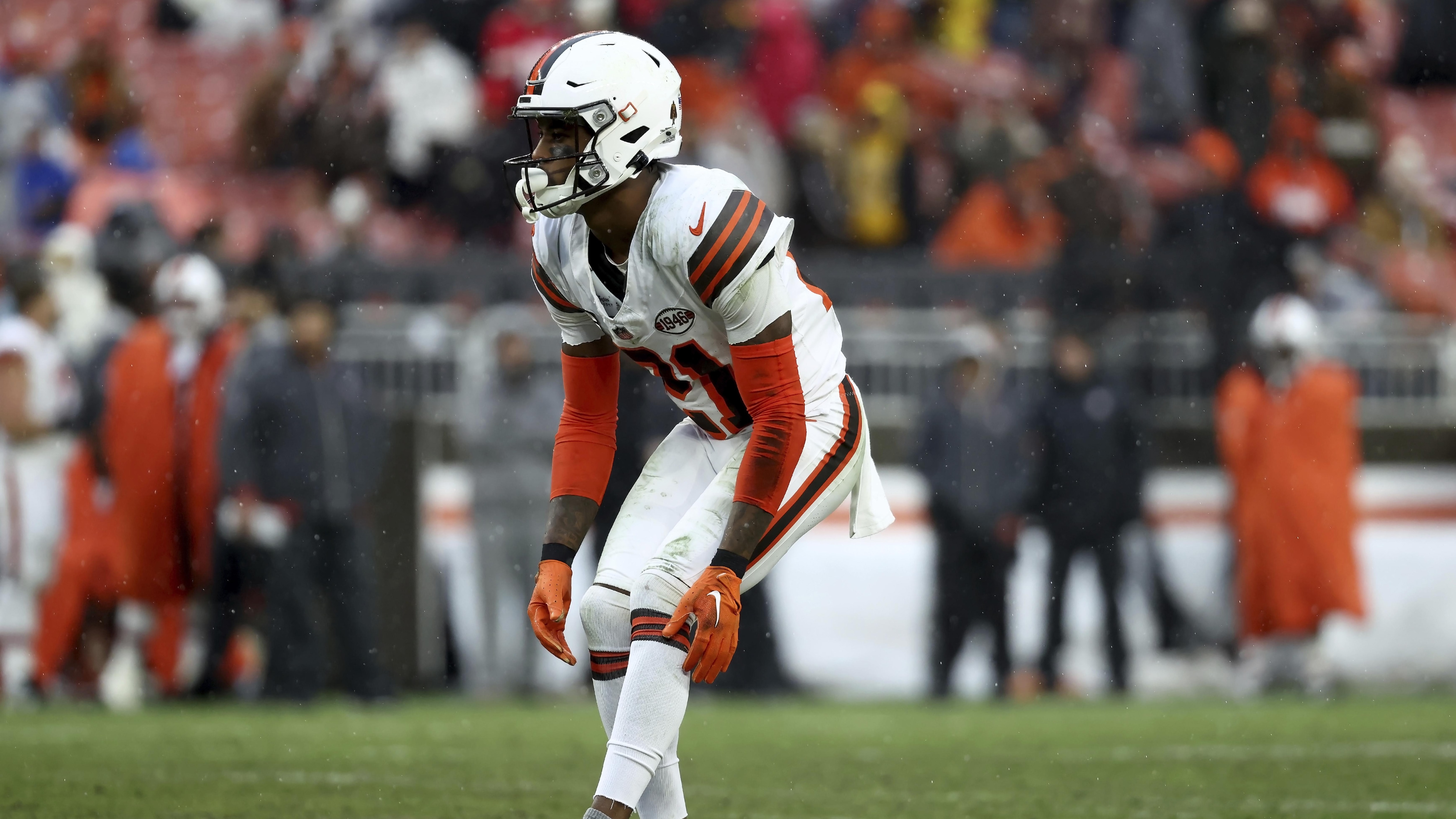 Browns’ Denzel Ward Reportedly Avoids ‘Serious’ Shoulder Injury, Expected to Be Fine